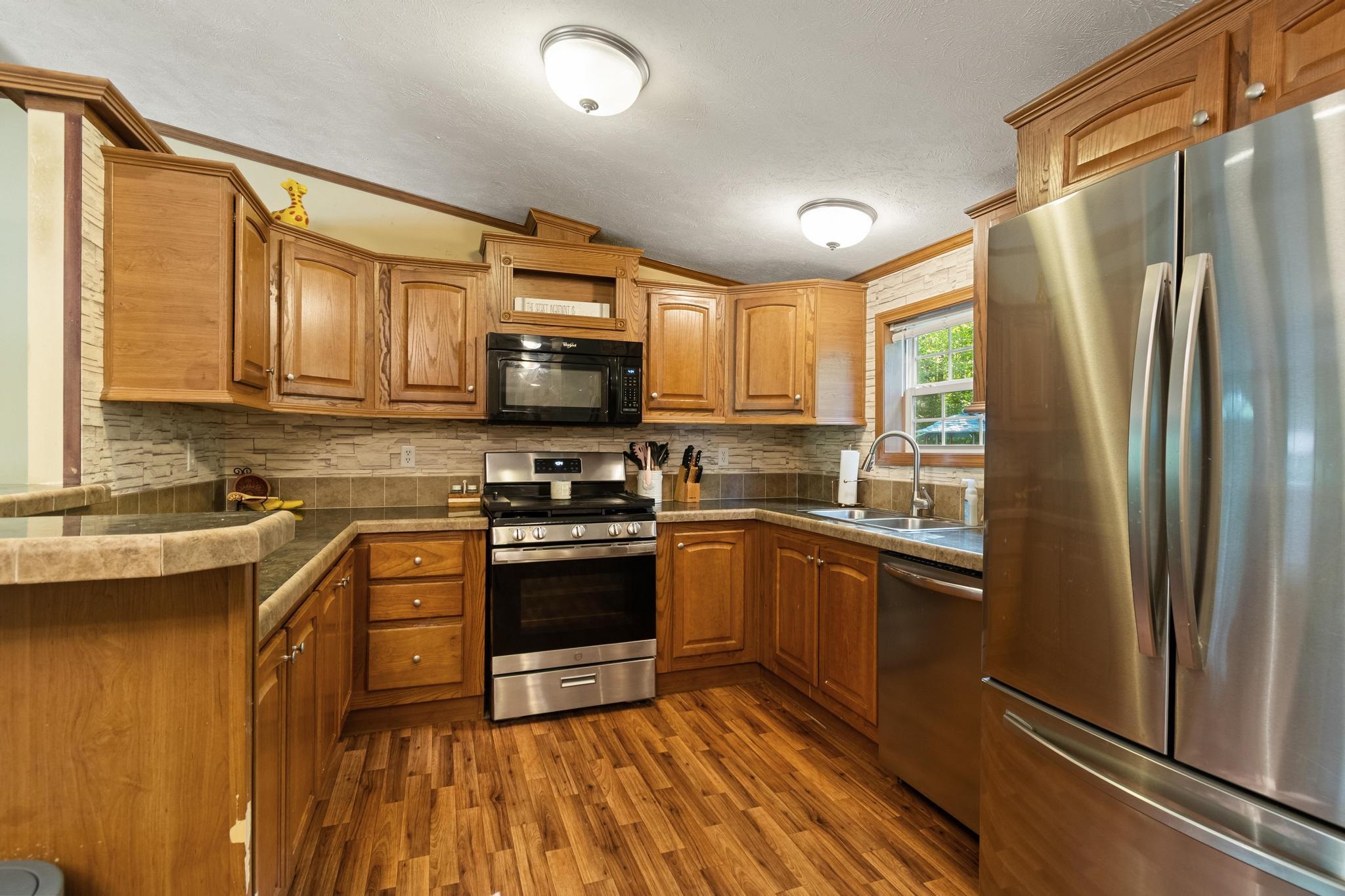 1700 Highgate Road Property Photo 3