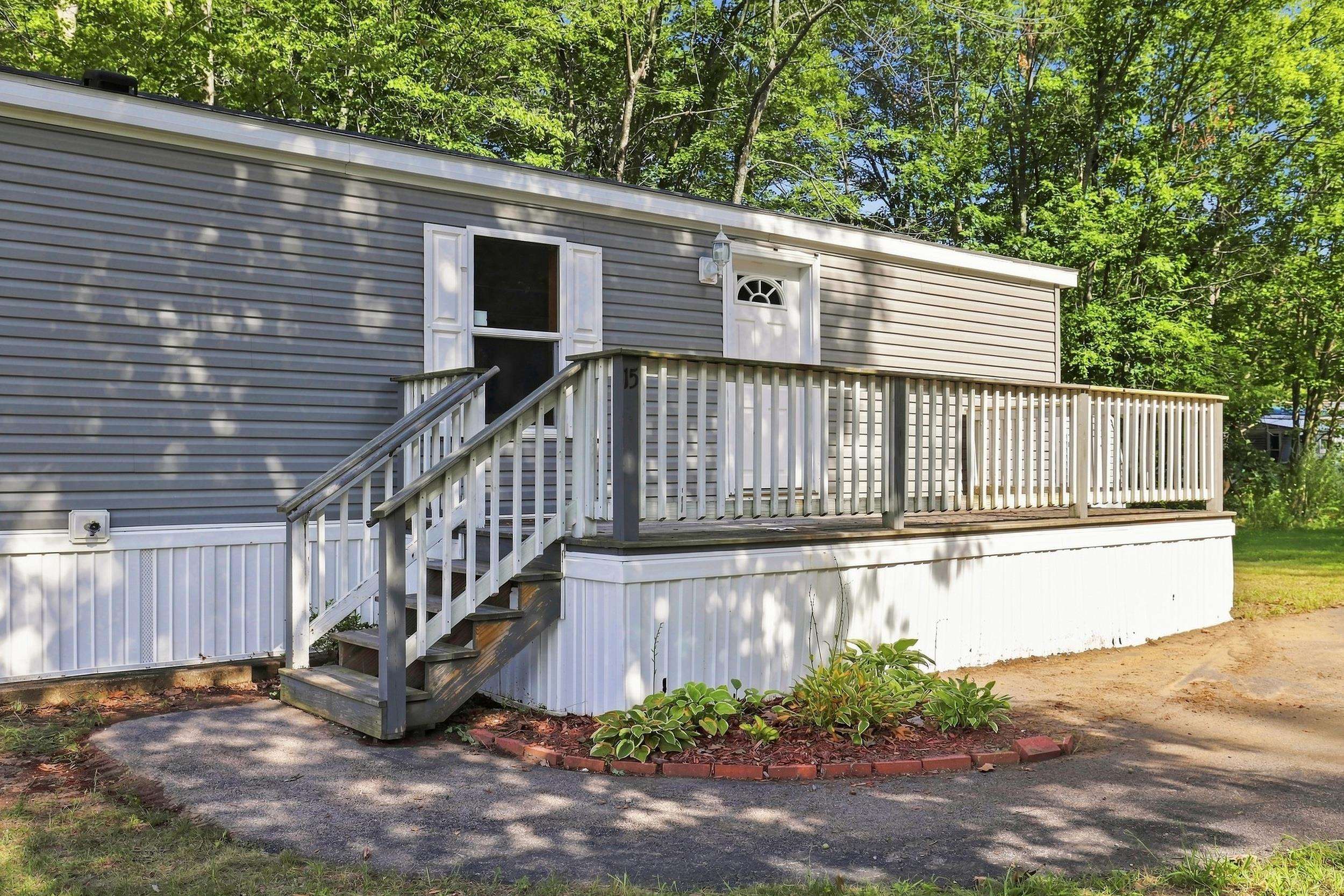 15 Roland Drive Property Photo 3