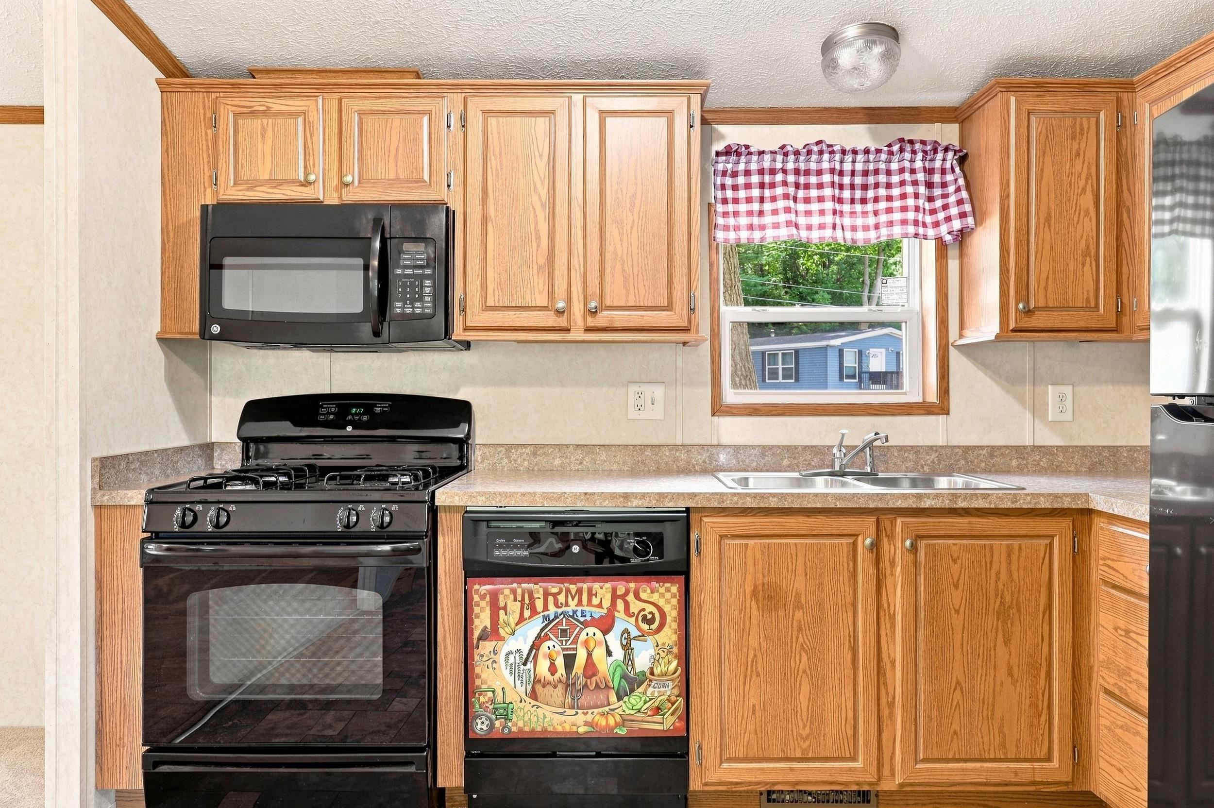 15 Roland Drive Property Photo 9