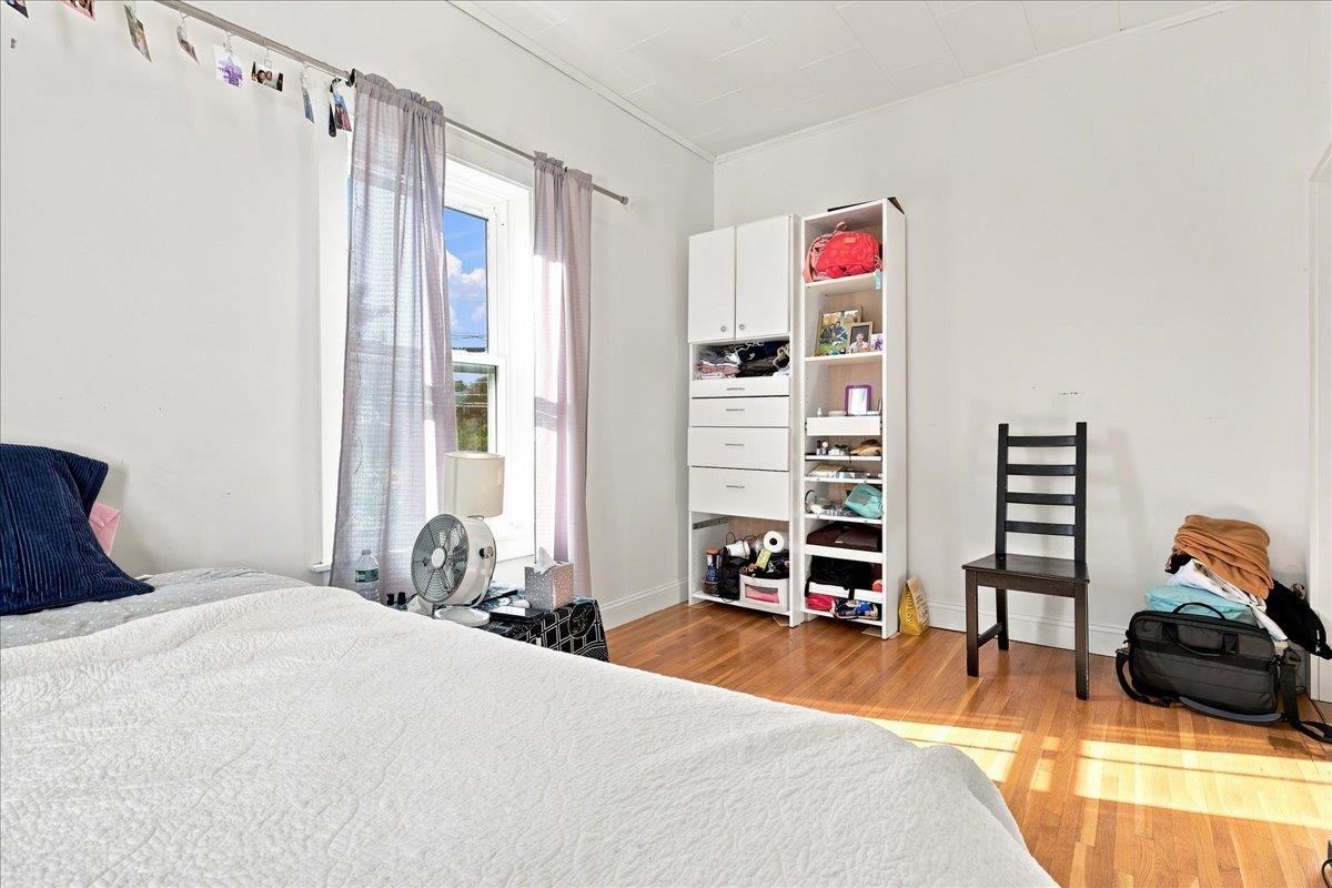 266 Lake Street Property Photo 19