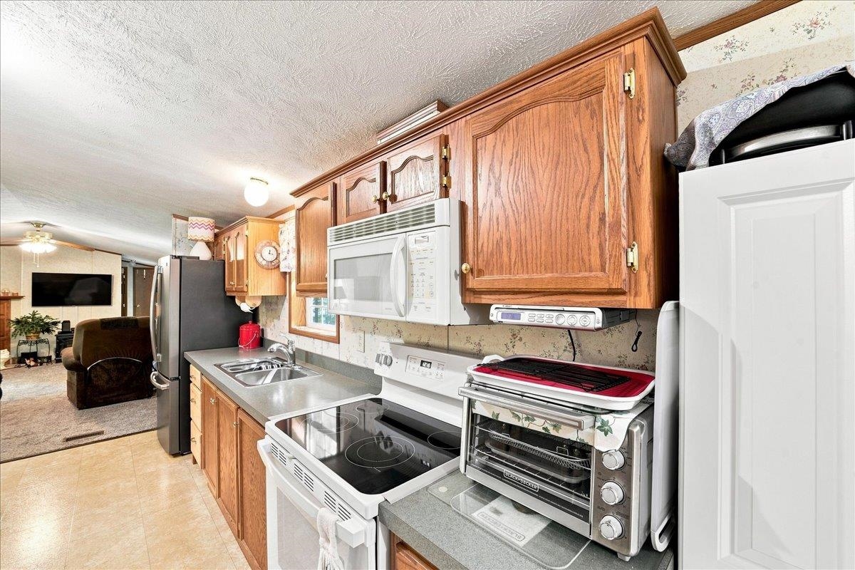 257 Wedgewood Road Property Photo 11
