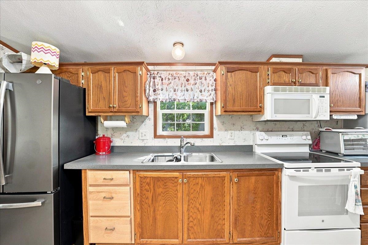 257 Wedgewood Road Property Photo 12