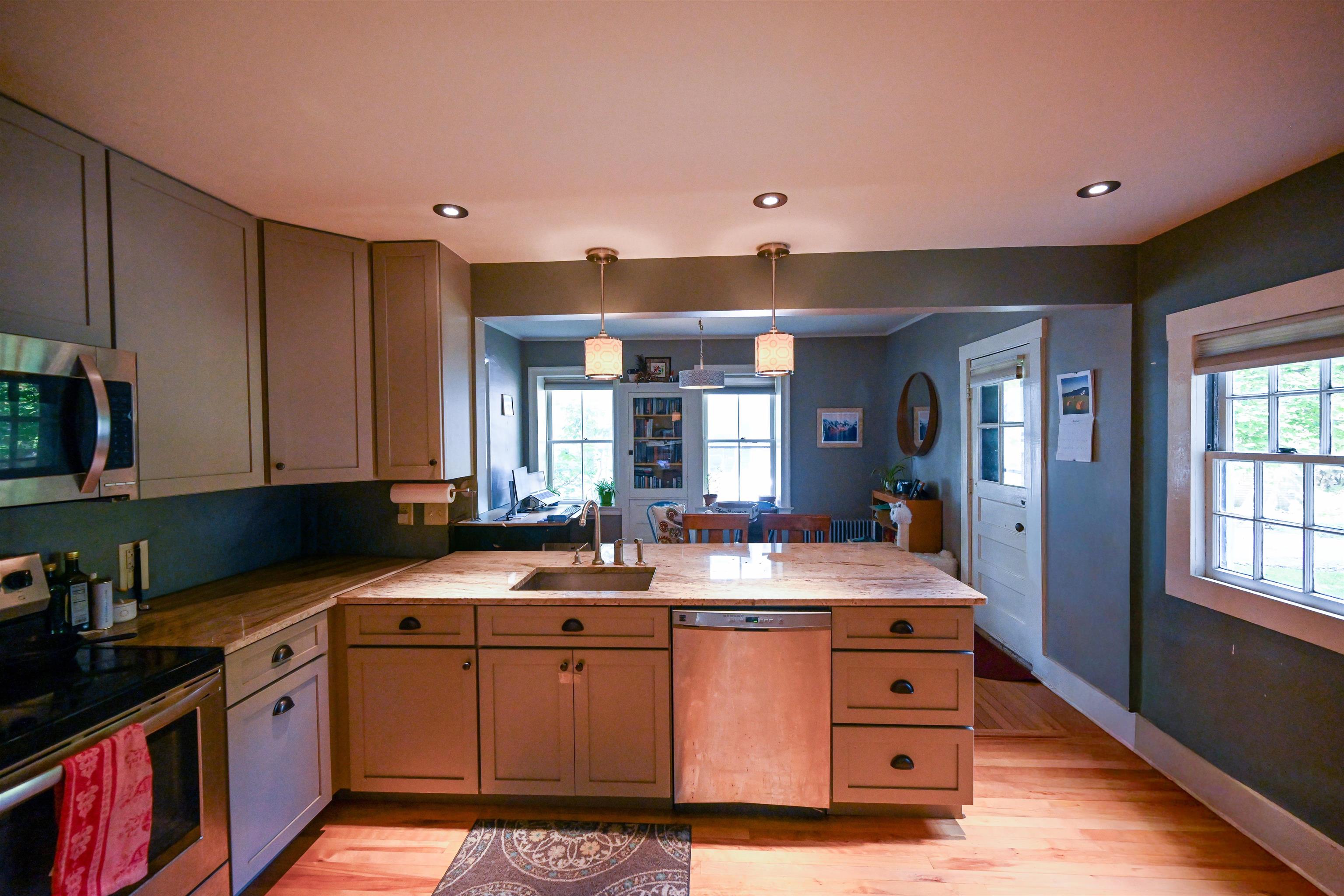 184 Elm Street Property Photo 12