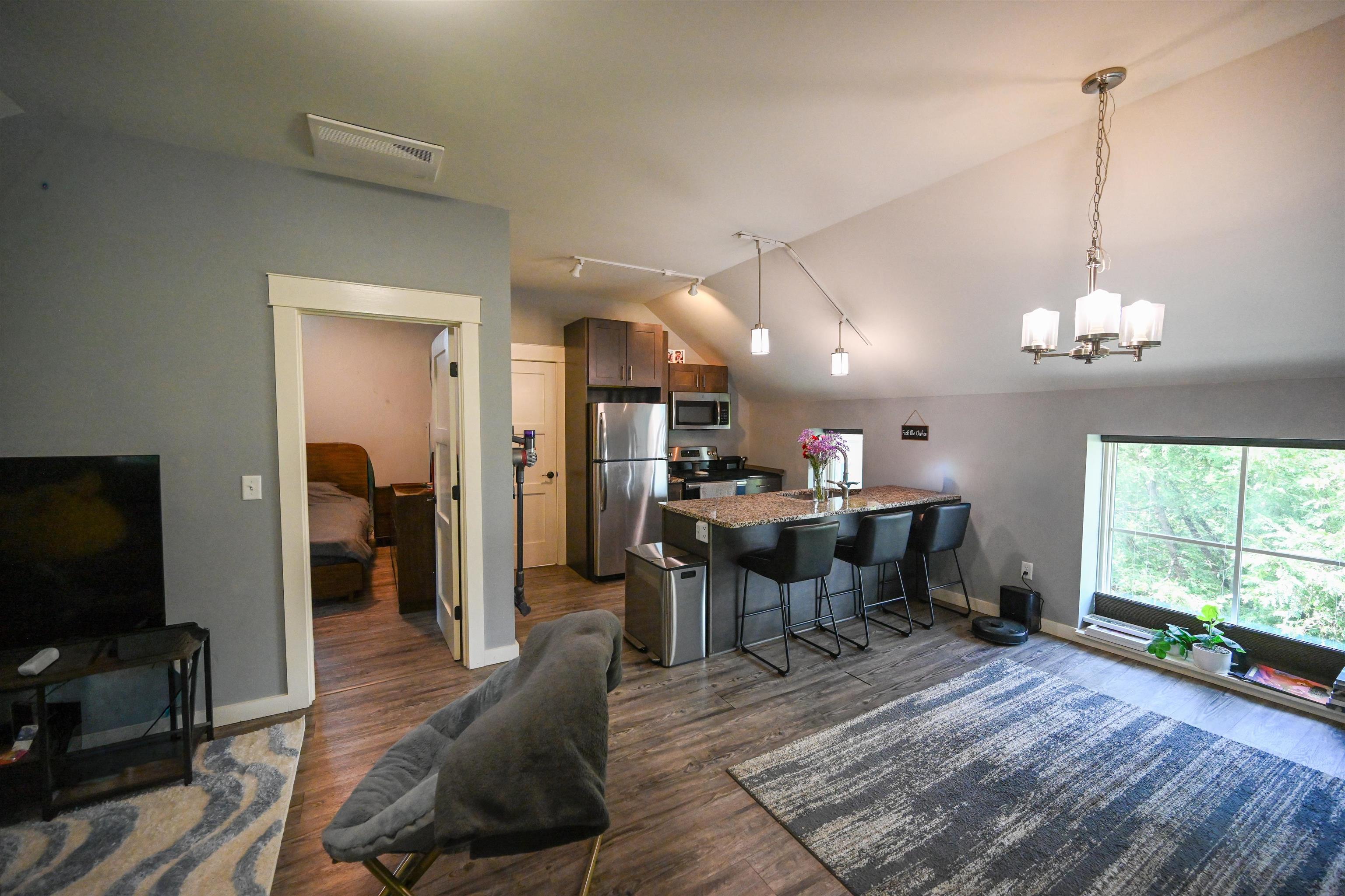 184 Elm Street Property Photo 45