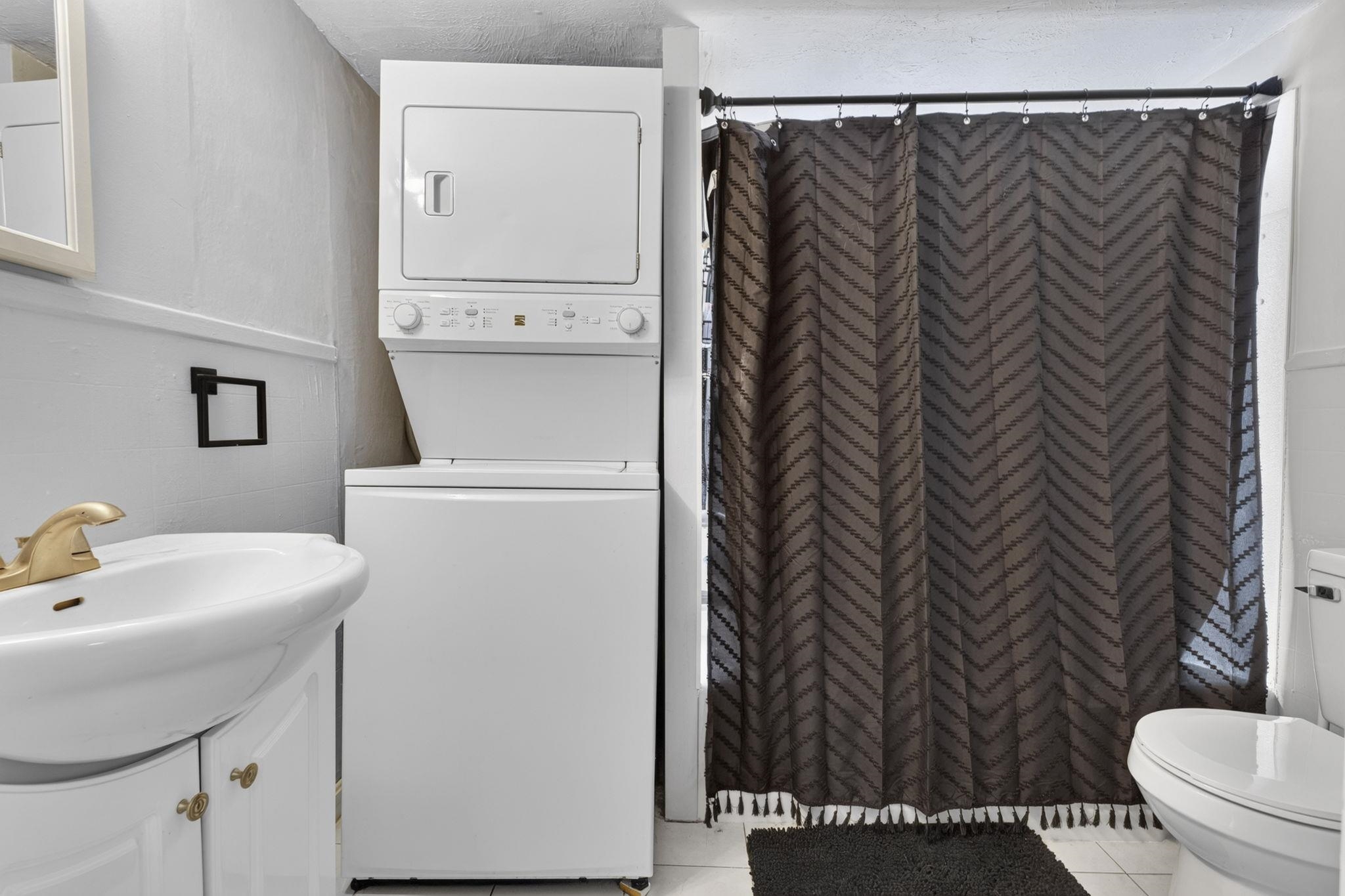 1043 Somerville Street Property Photo 17