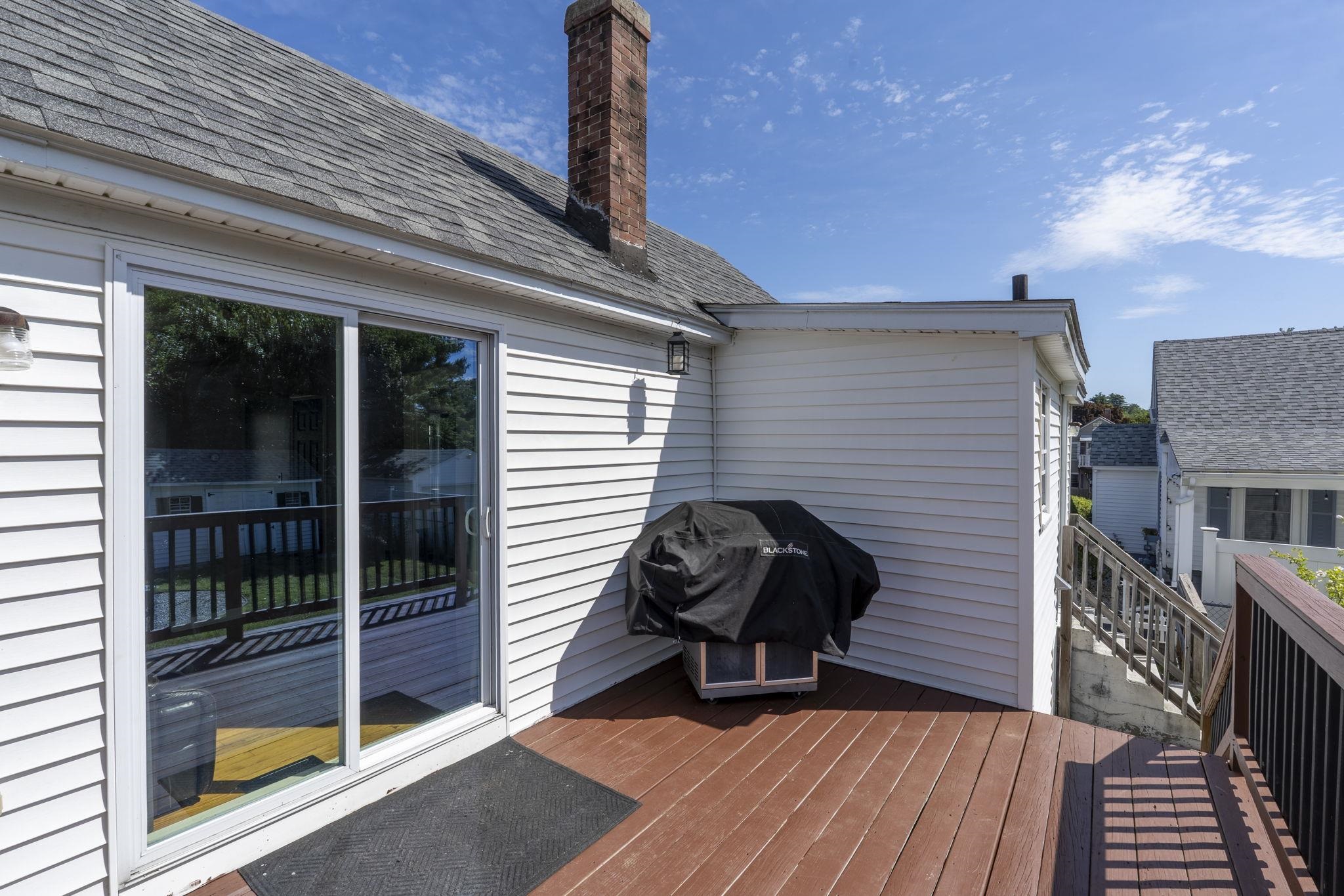 1043 Somerville Street Property Photo 27