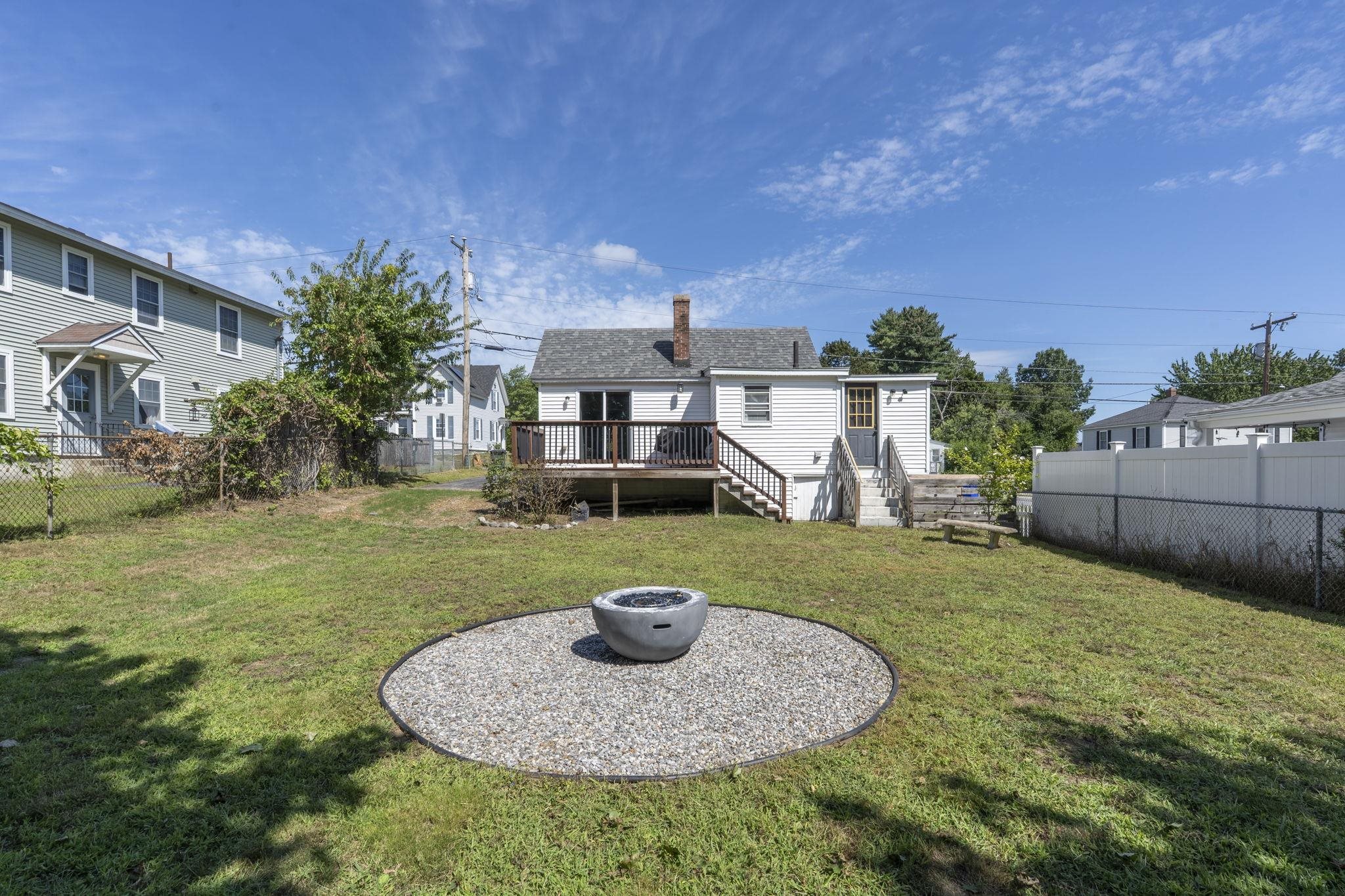 1043 Somerville Street Property Photo 29