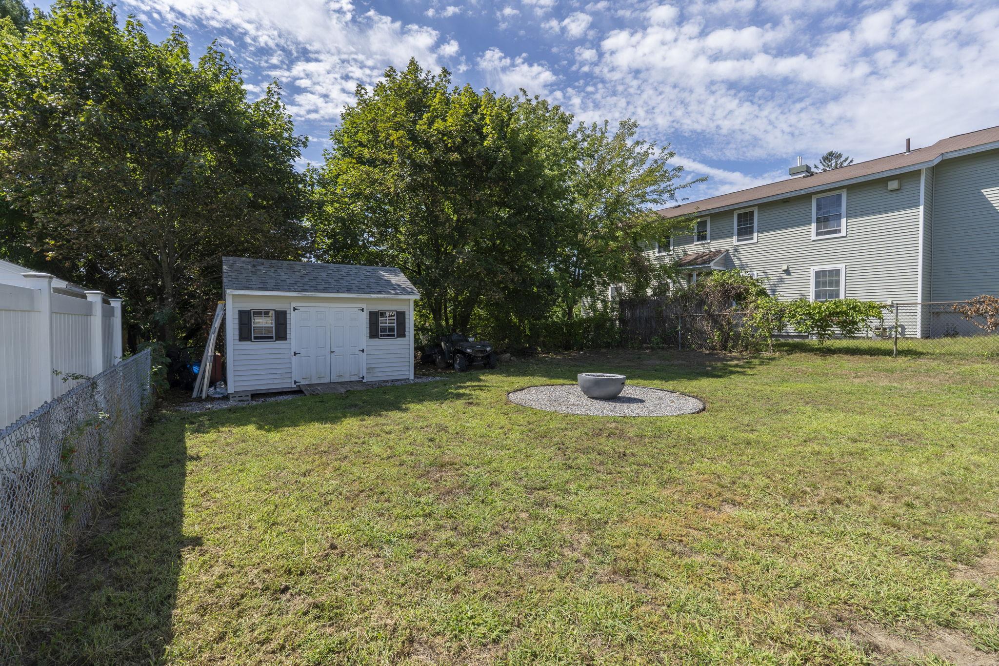 1043 Somerville Street Property Photo 32