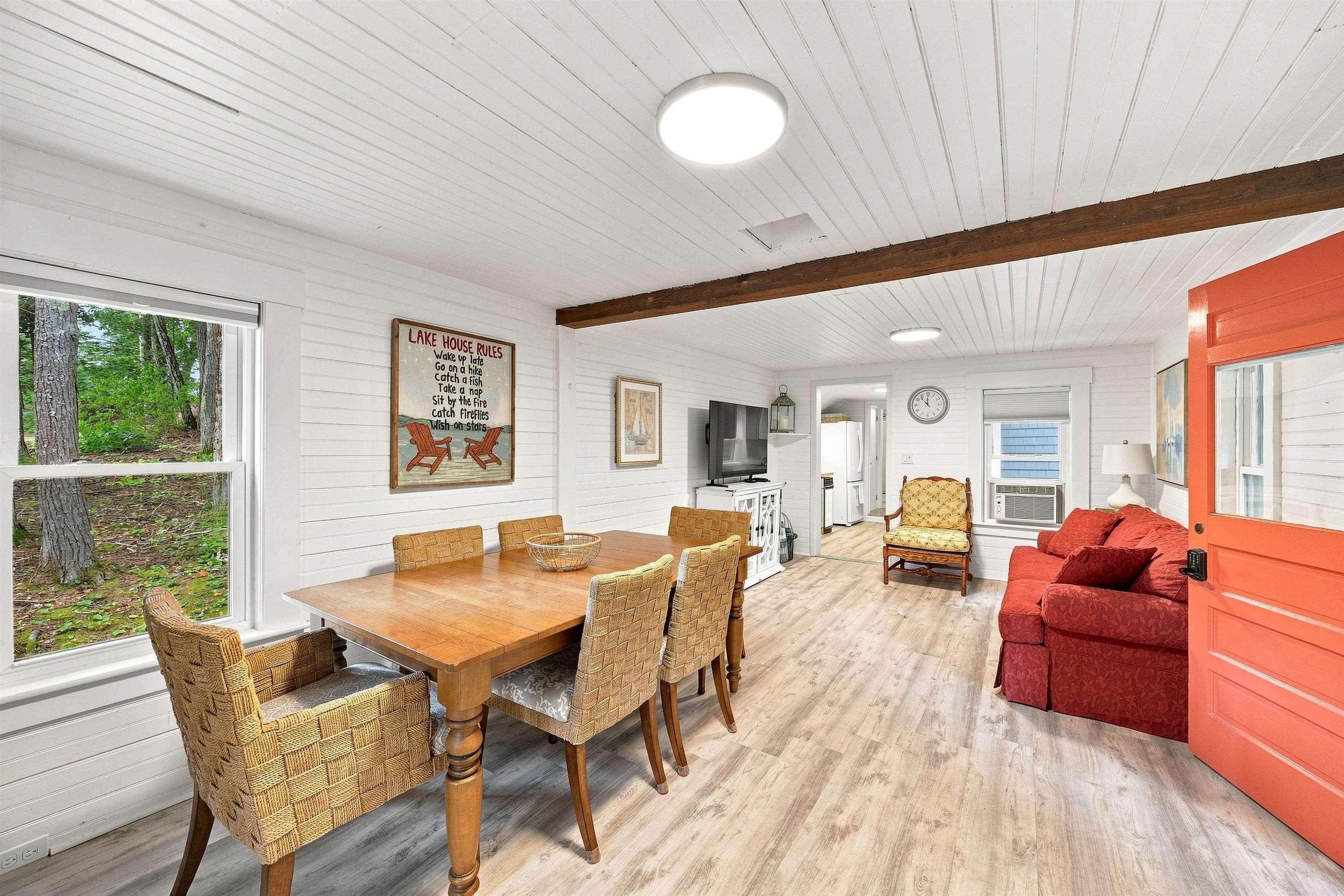 85 Rollins Road Property Photo 13