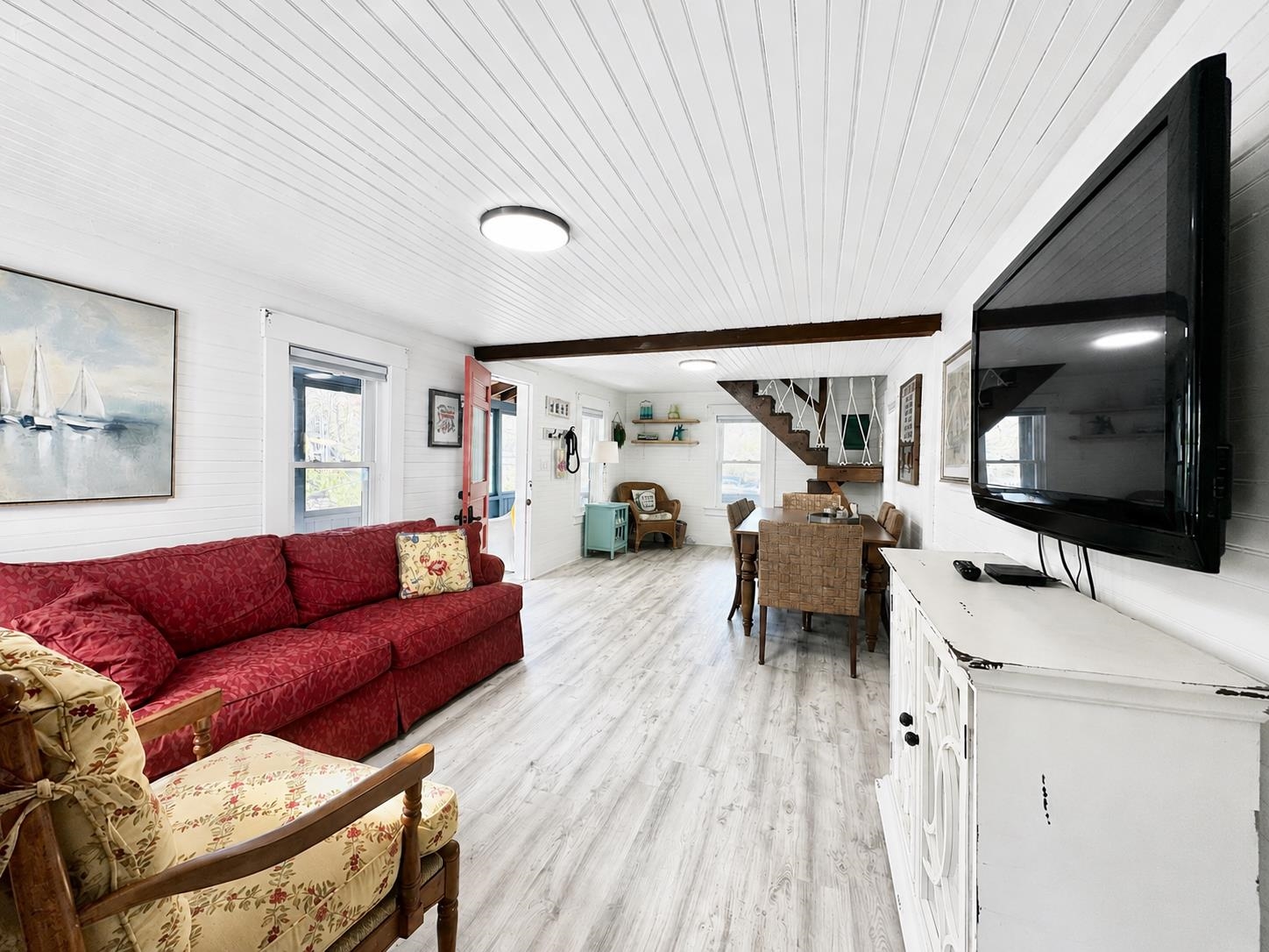 85 Rollins Road Property Photo 16