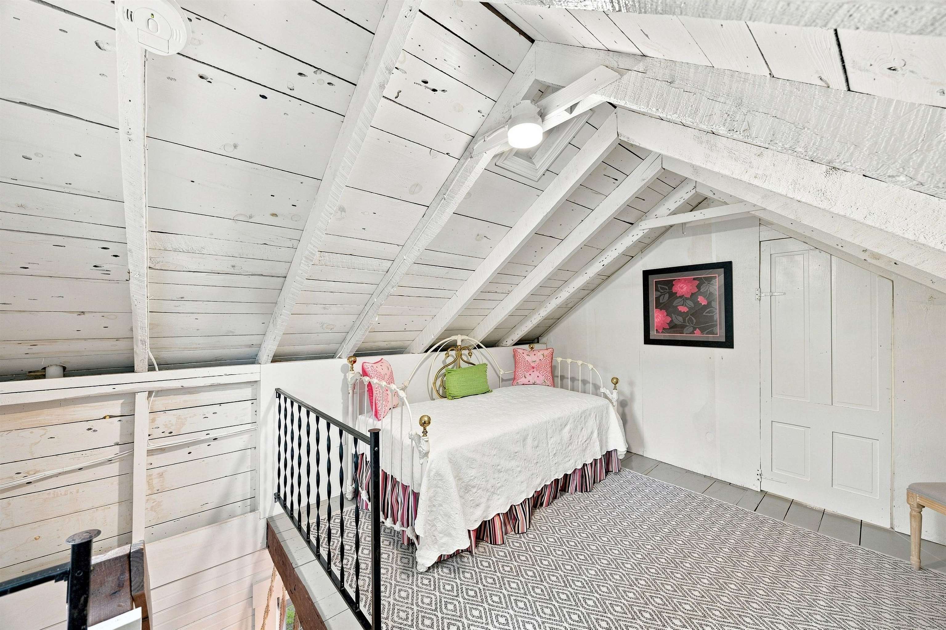 85 Rollins Road Property Photo 31
