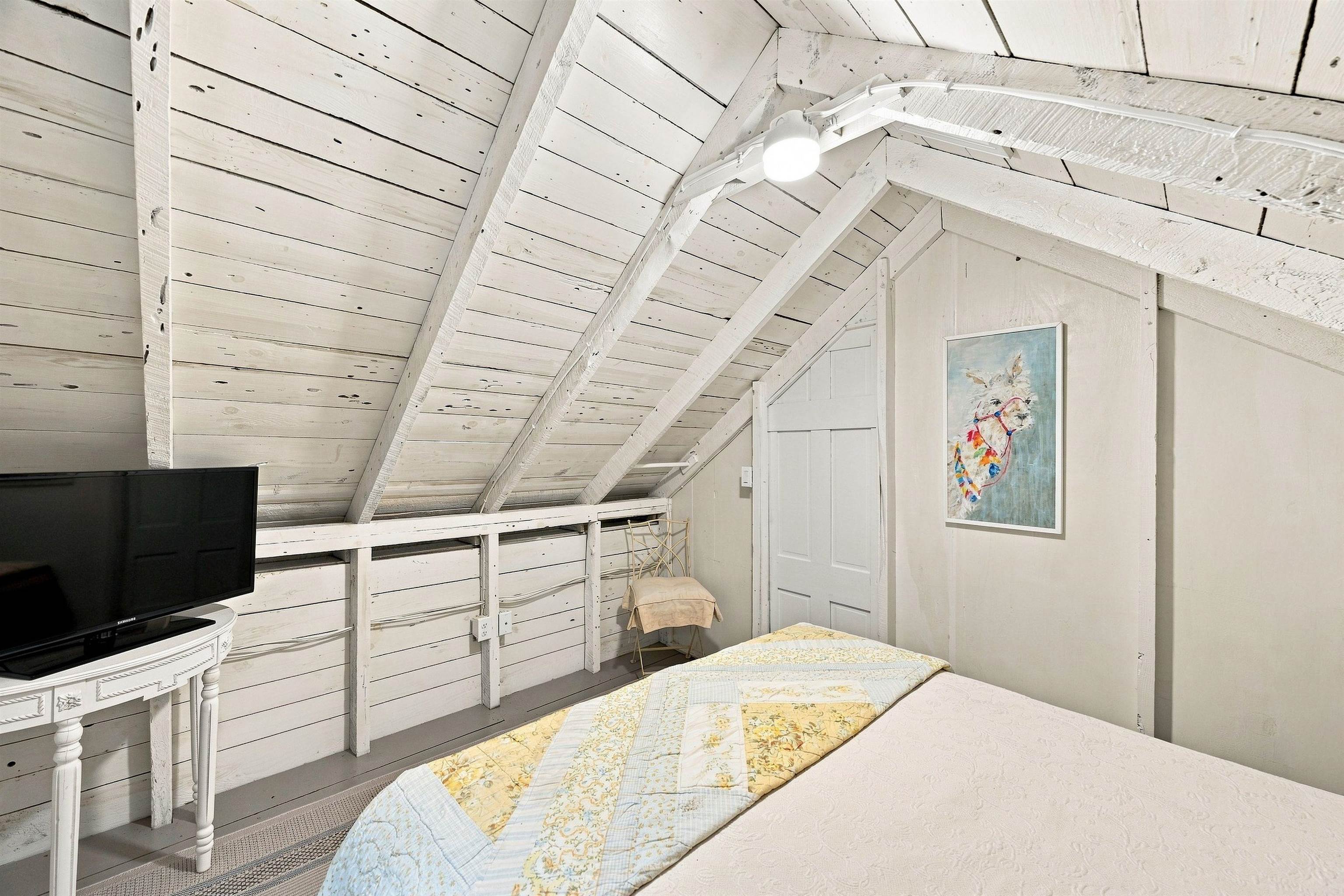 85 Rollins Road Property Photo 35