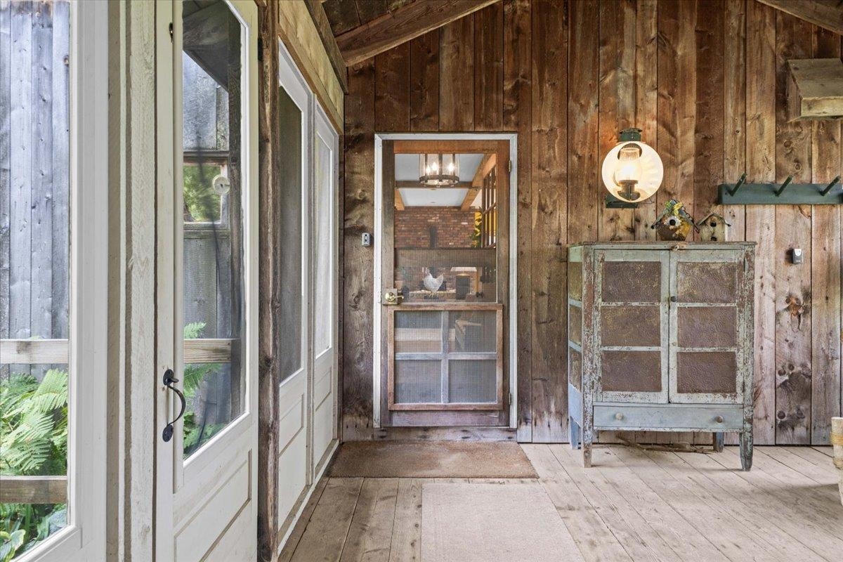 498 Beam Road Property Photo 12