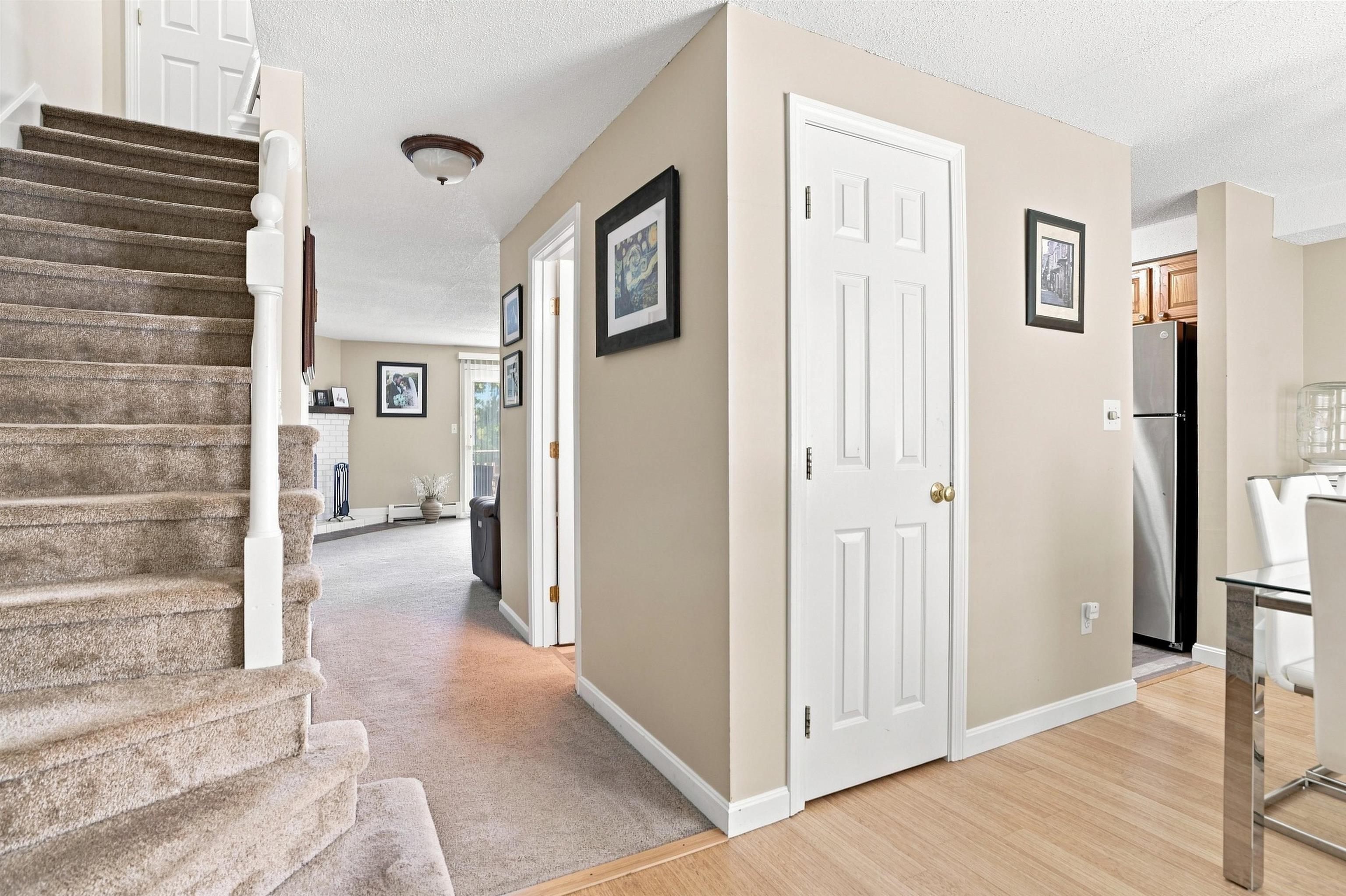 11 Meadowview Circle Property Photo 3