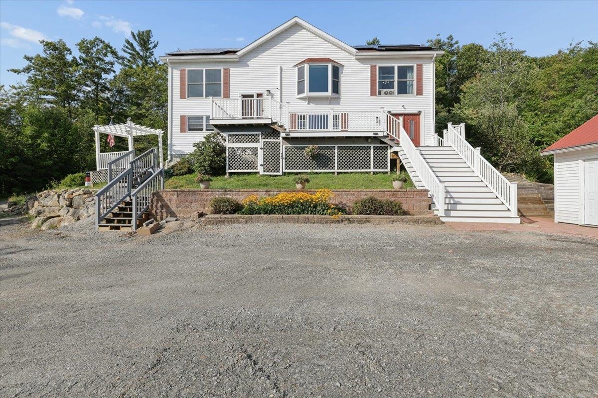 10 Plum Avenue Property Photo 2