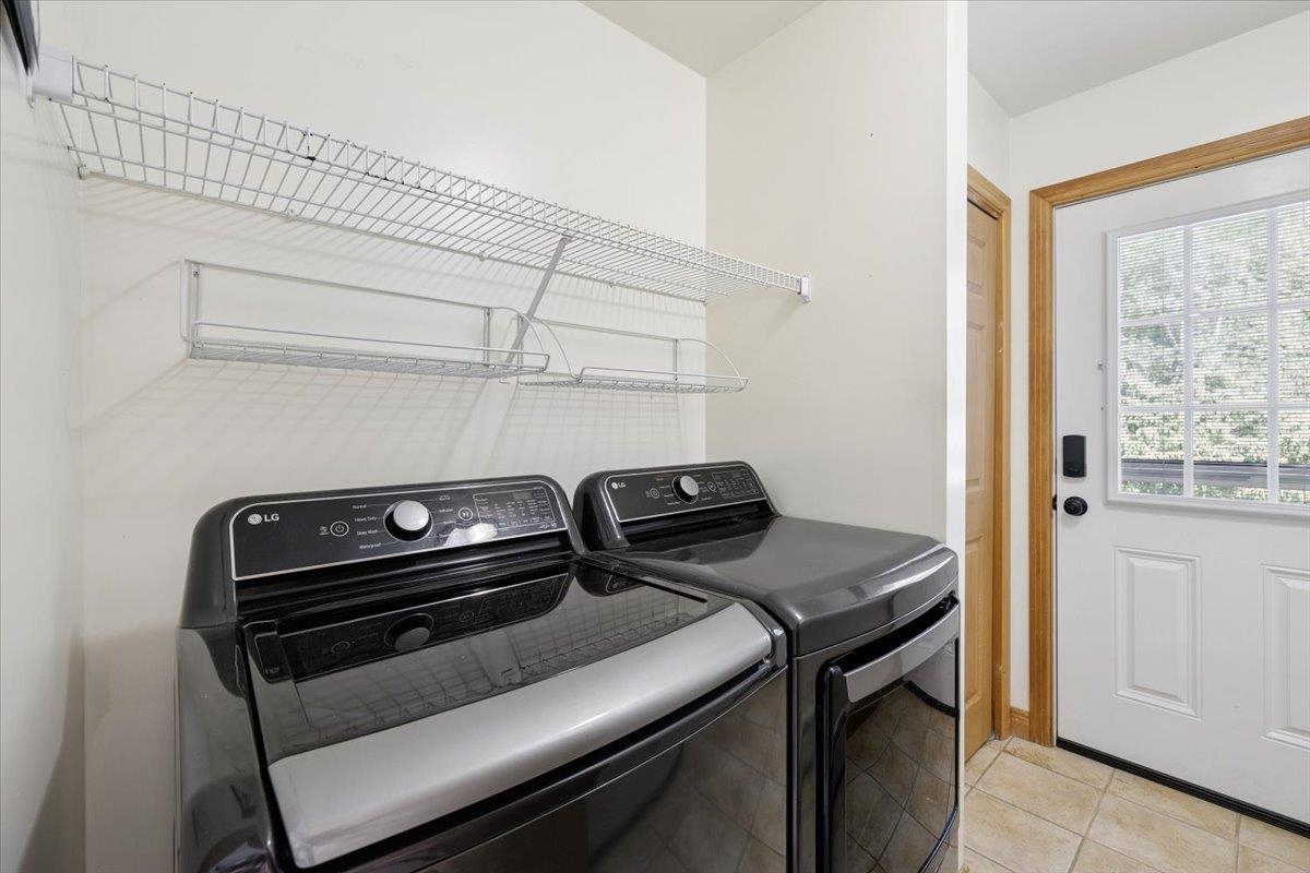 10 Plum Avenue Property Photo 20
