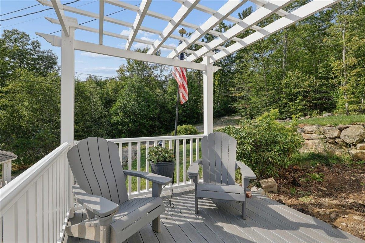 10 Plum Avenue Property Photo 37