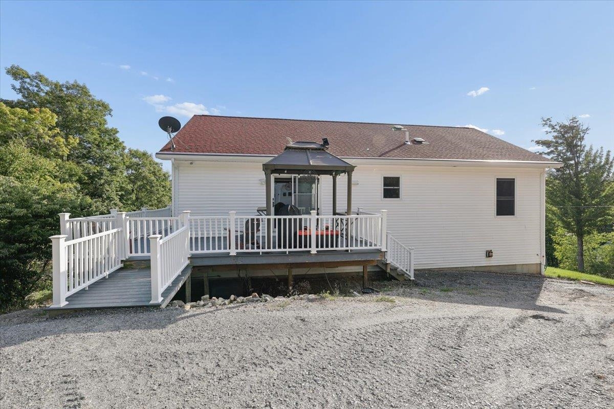 10 Plum Avenue Property Photo 39