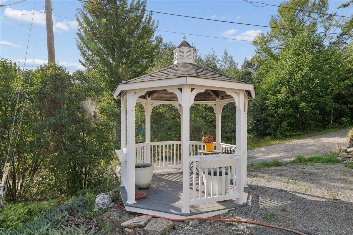 10 Plum Avenue Property Photo 45