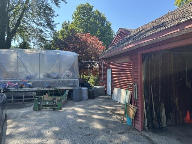50 Deep Meadow Lane Property Photo 6