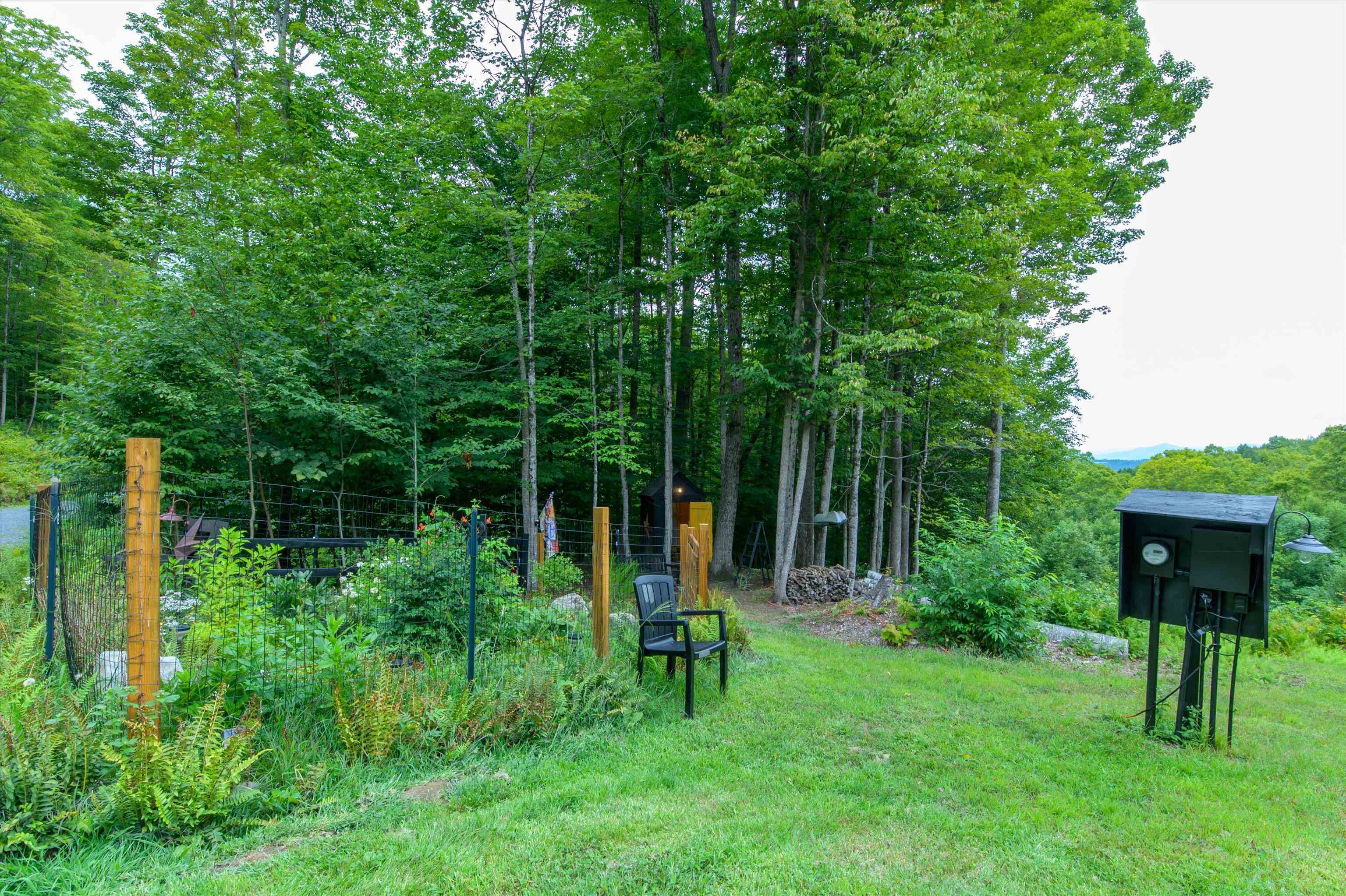 991 Old Post Road Property Photo 28