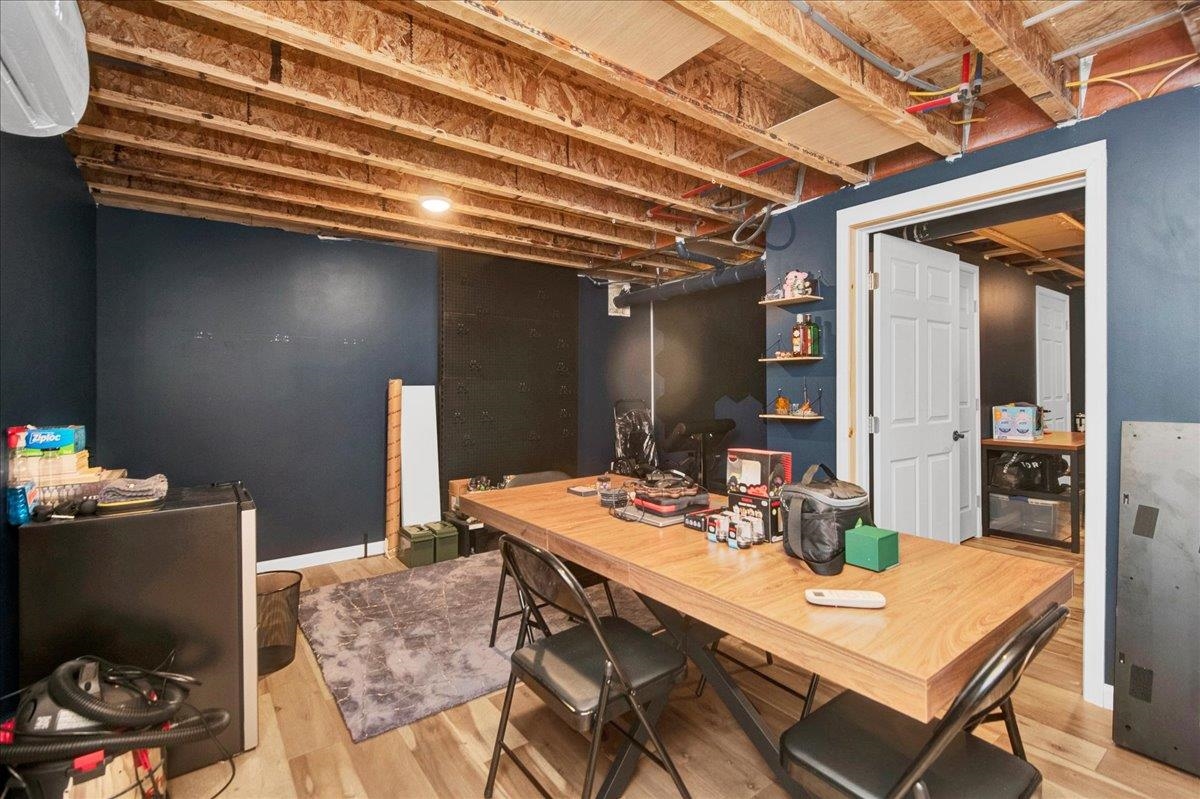 9 Country Commons Property Photo 20