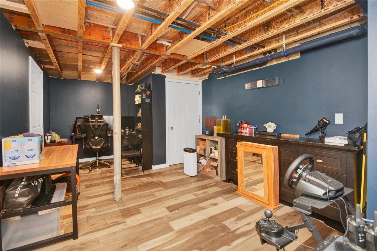 9 Country Commons Property Photo 22