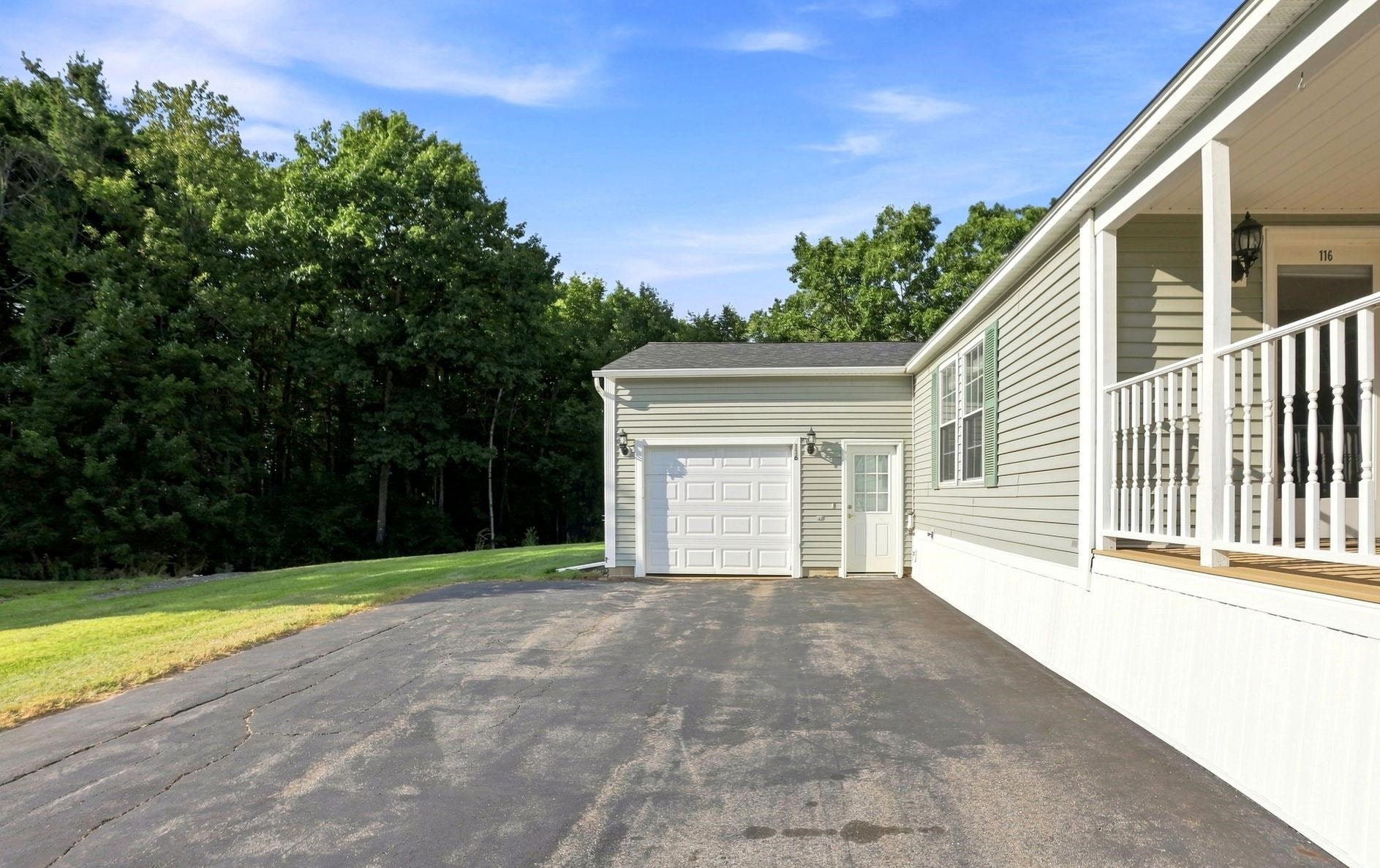 116 Ledgewood Drive Property Photo 17