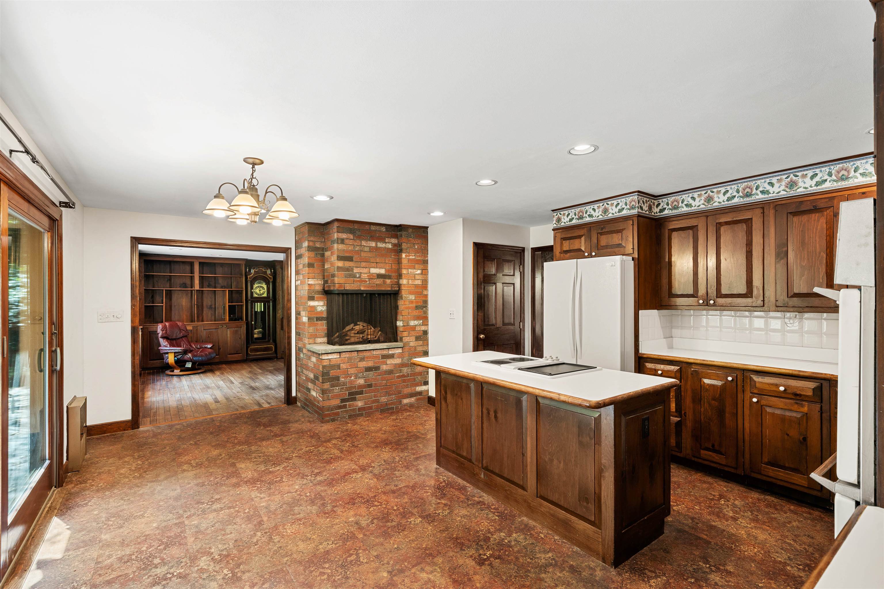 110 Woodland Road Property Photo 7
