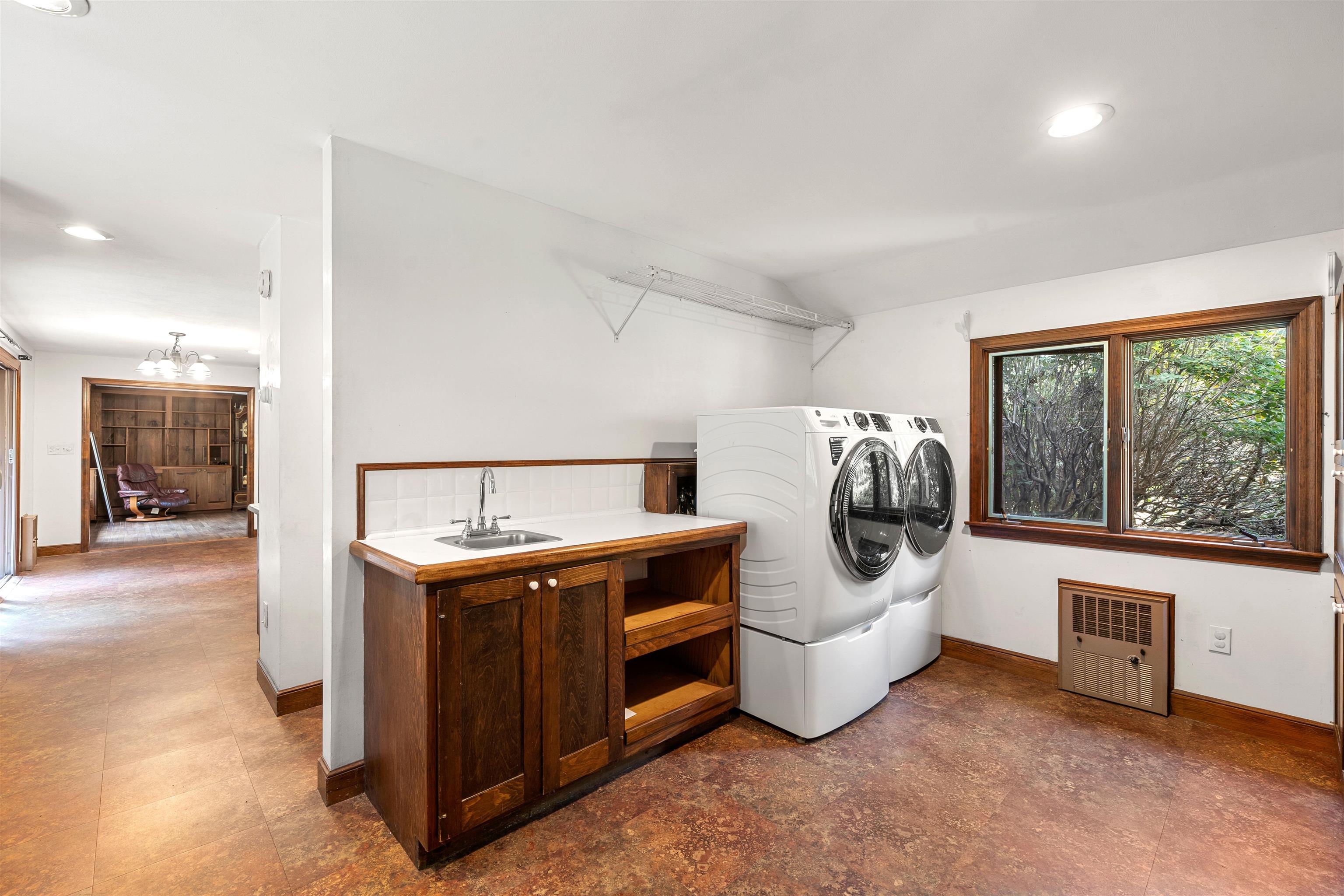110 Woodland Road Property Photo 14