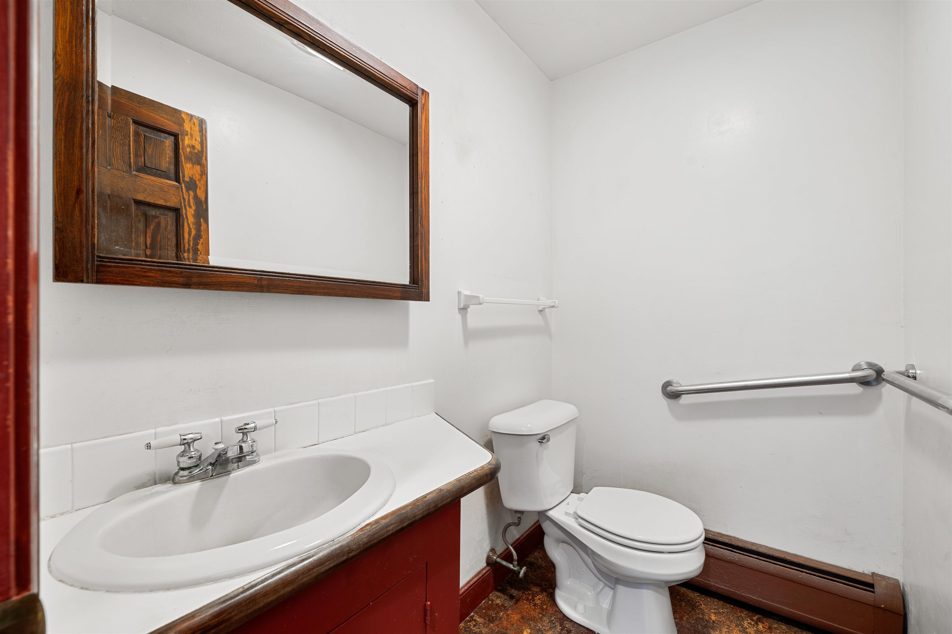 110 Woodland Road Property Photo 15