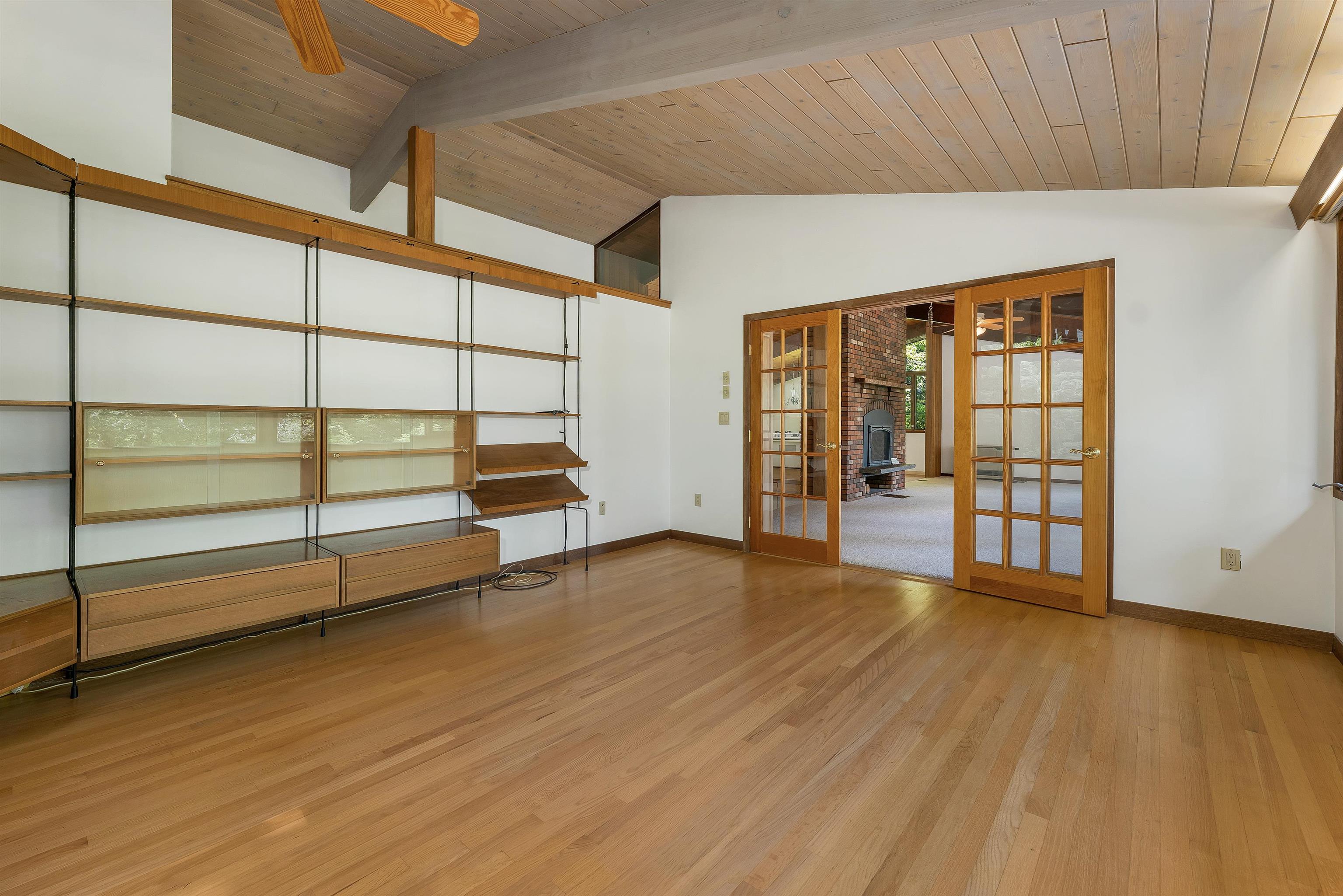 10 Hipson Lane Property Photo 34