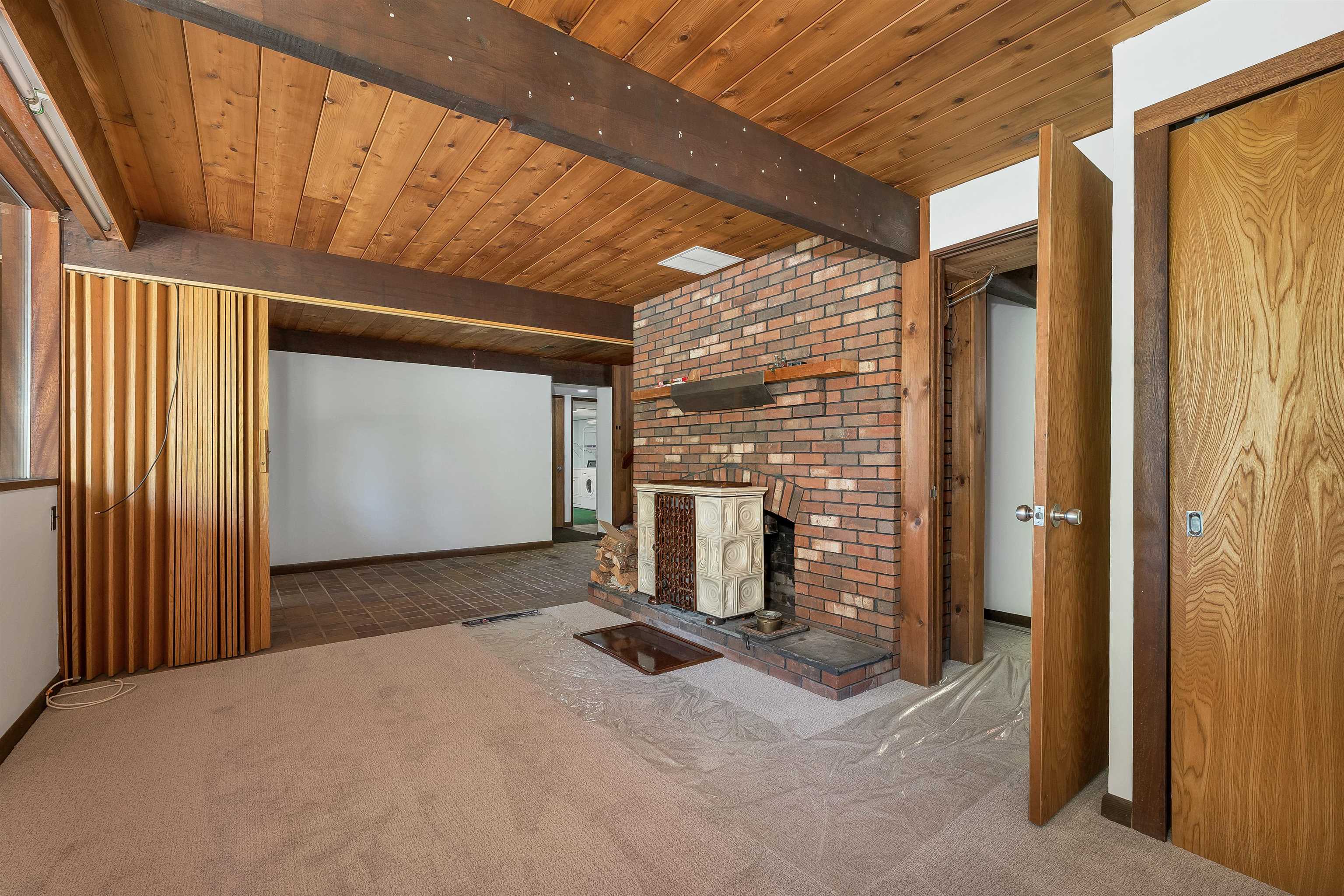 10 Hipson Lane Property Photo 37