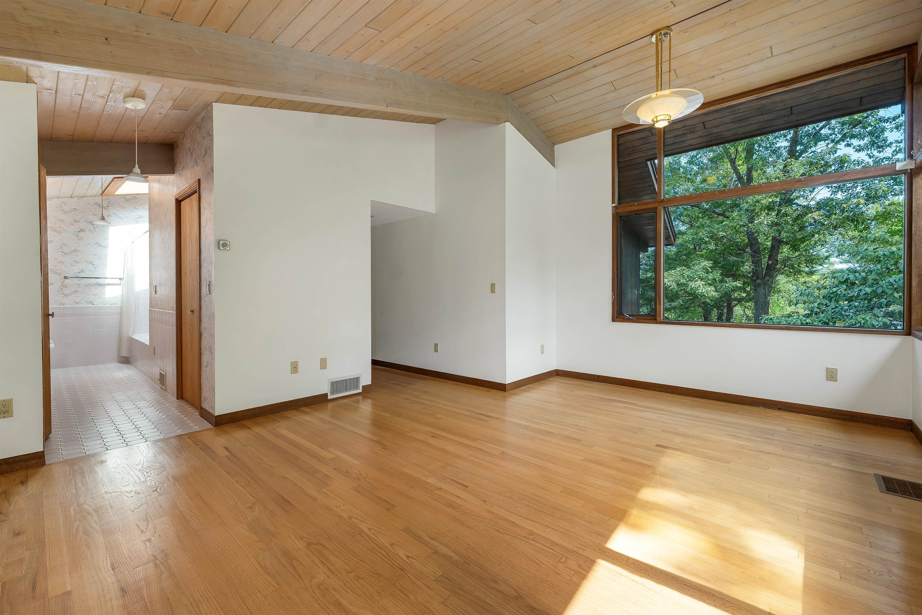 10 Hipson Lane Property Photo 43