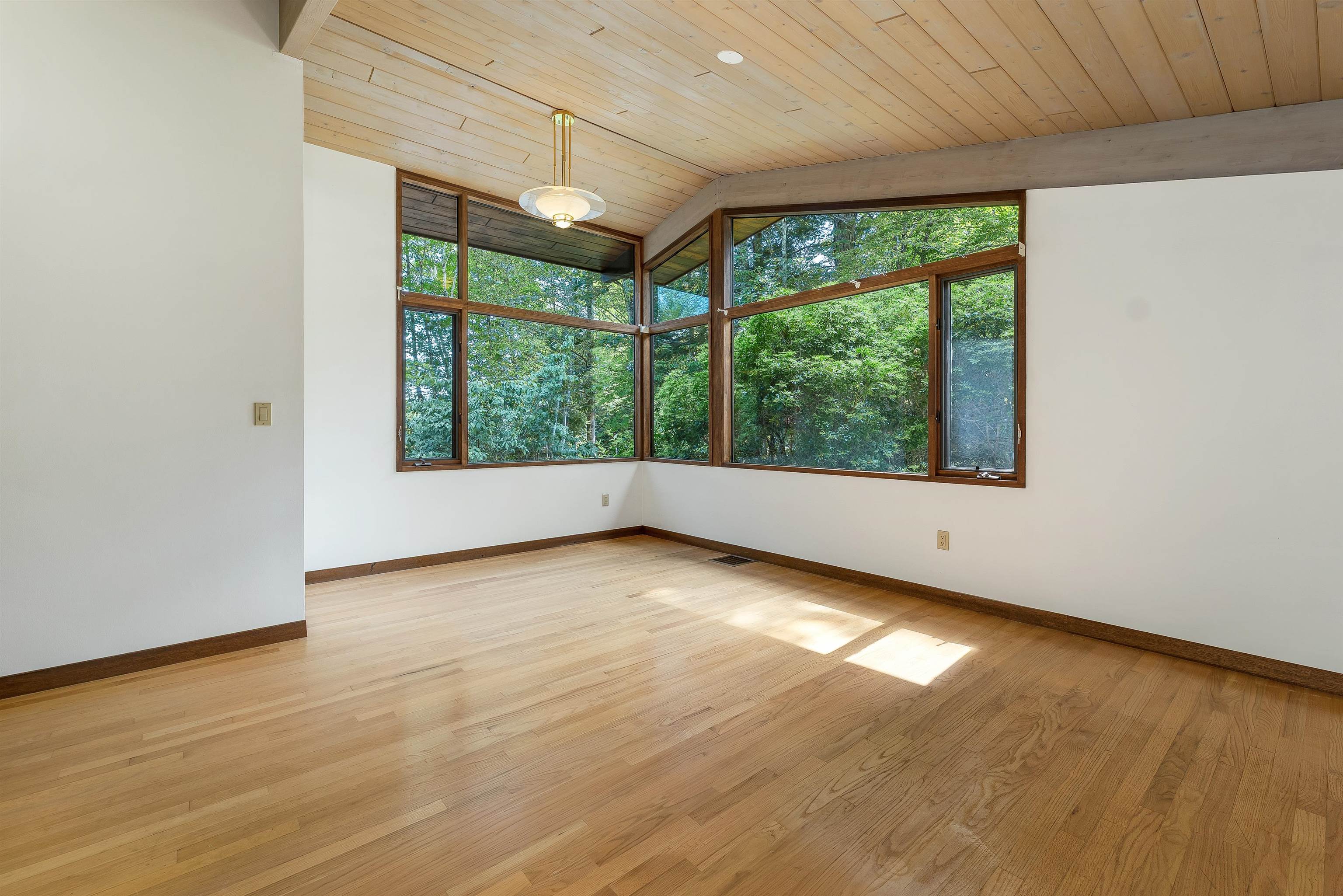 10 Hipson Lane Property Photo 44