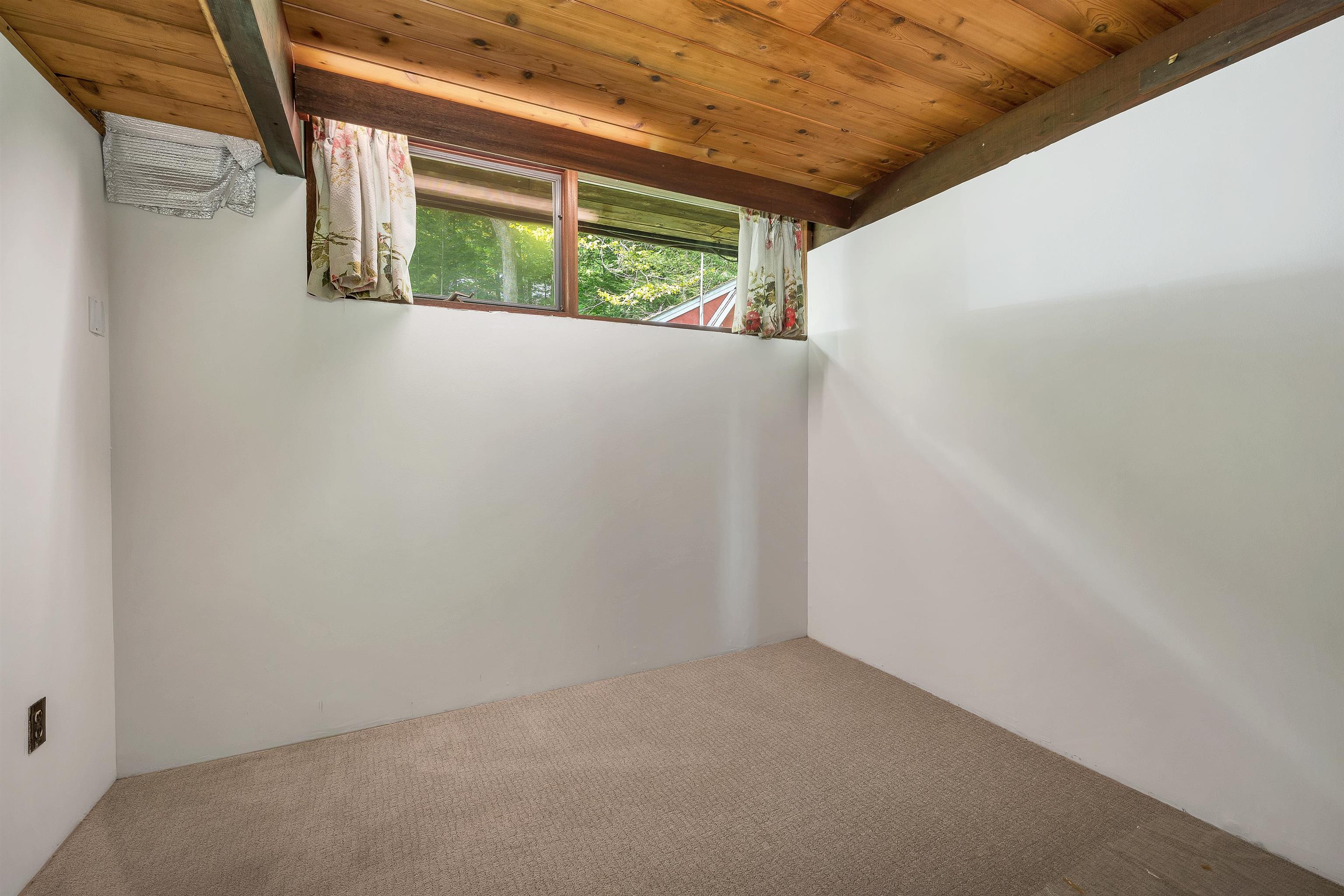 10 Hipson Lane Property Photo 47