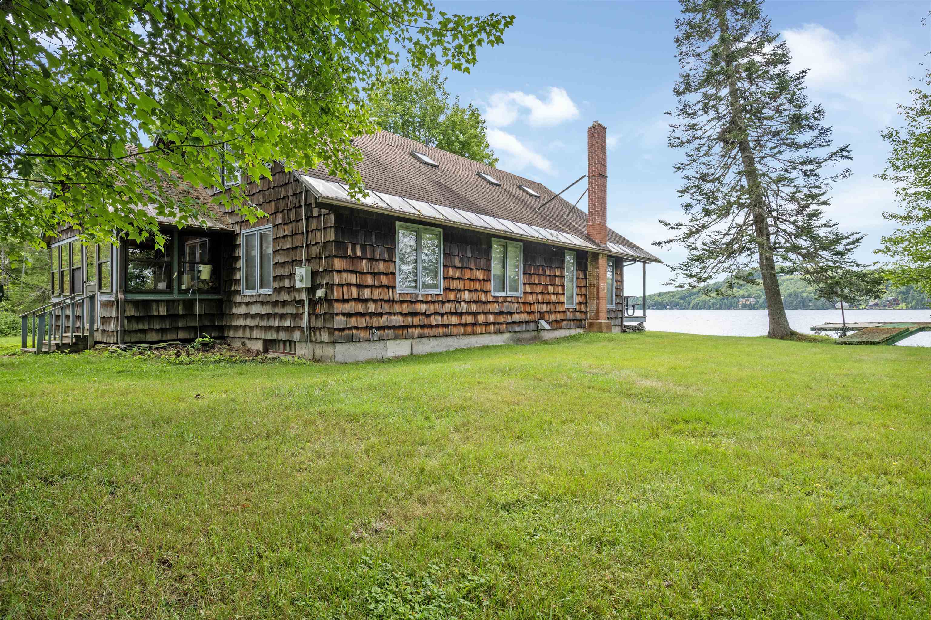 445 & 446 Beach Road Property Photo 9