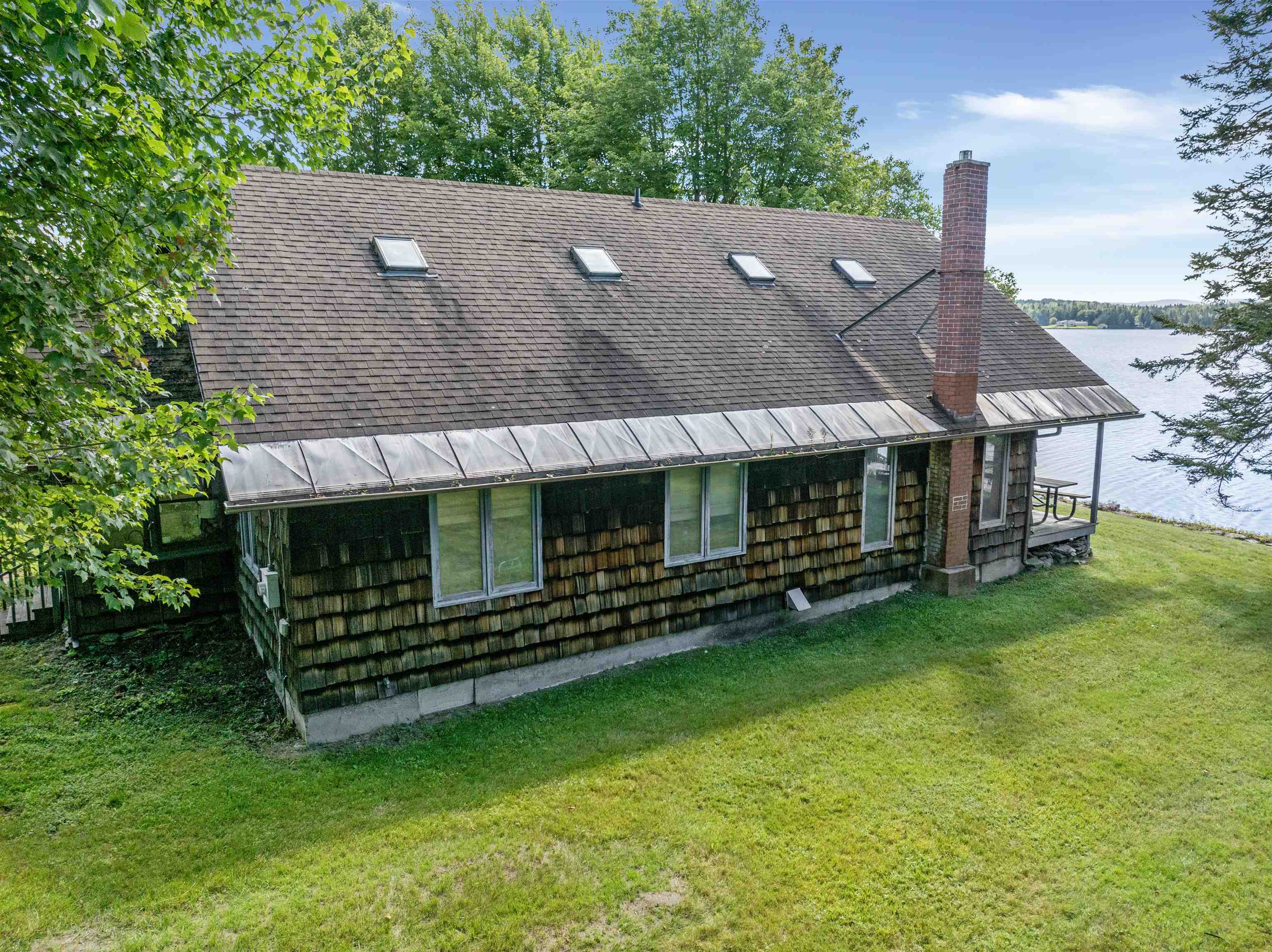 445 & 446 Beach Road Property Photo 12