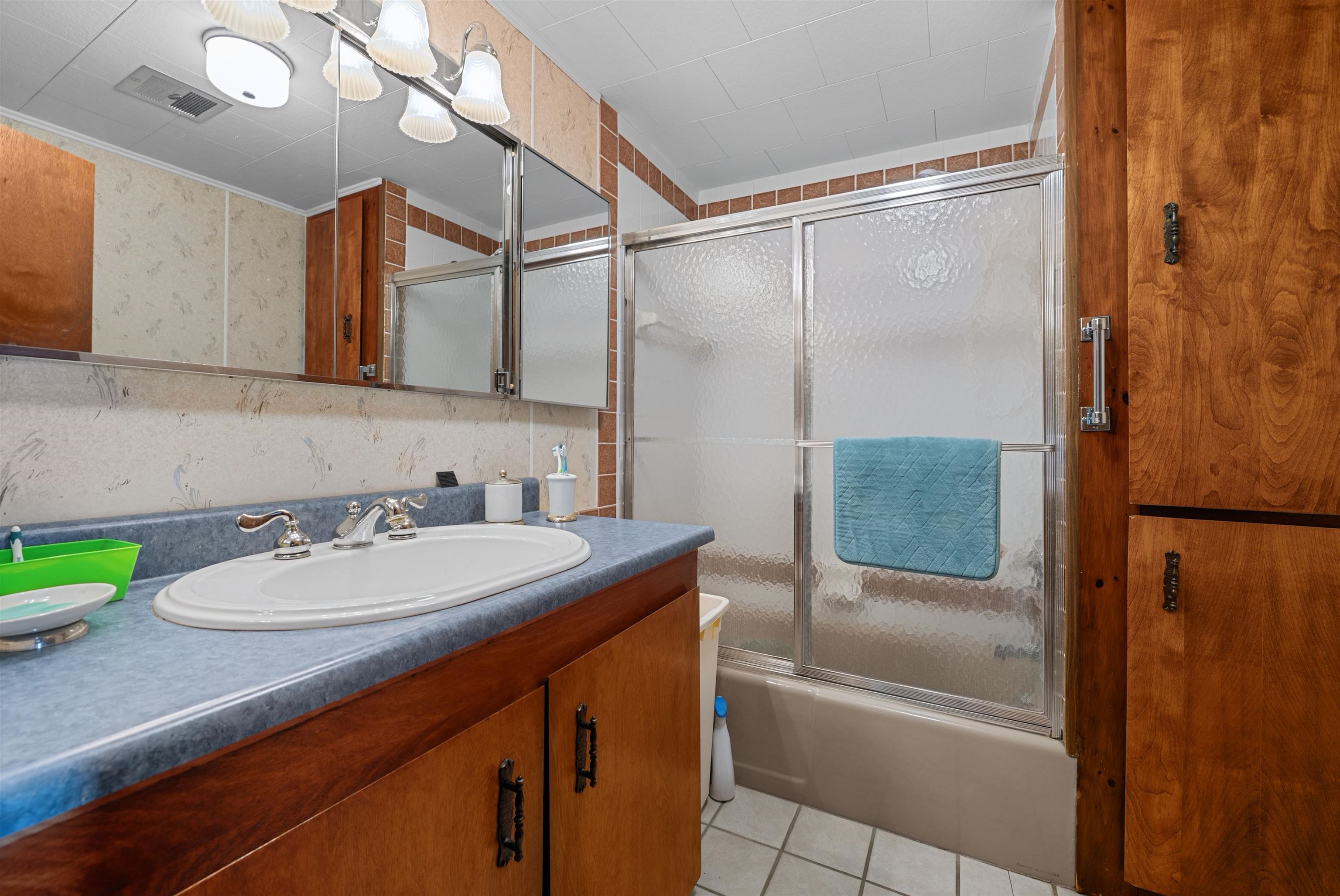 445 & 446 Beach Road Property Photo 26