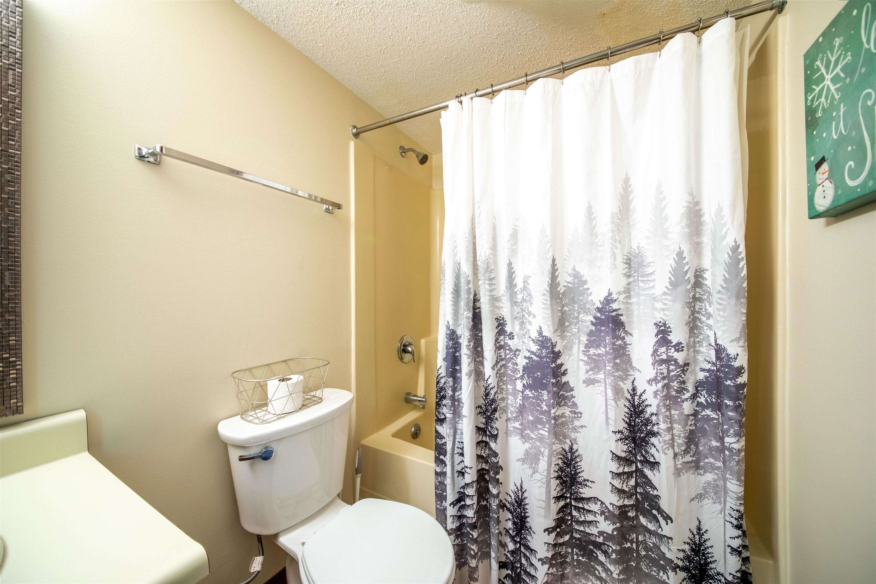 11n Snow Tree Lane Property Photo 16
