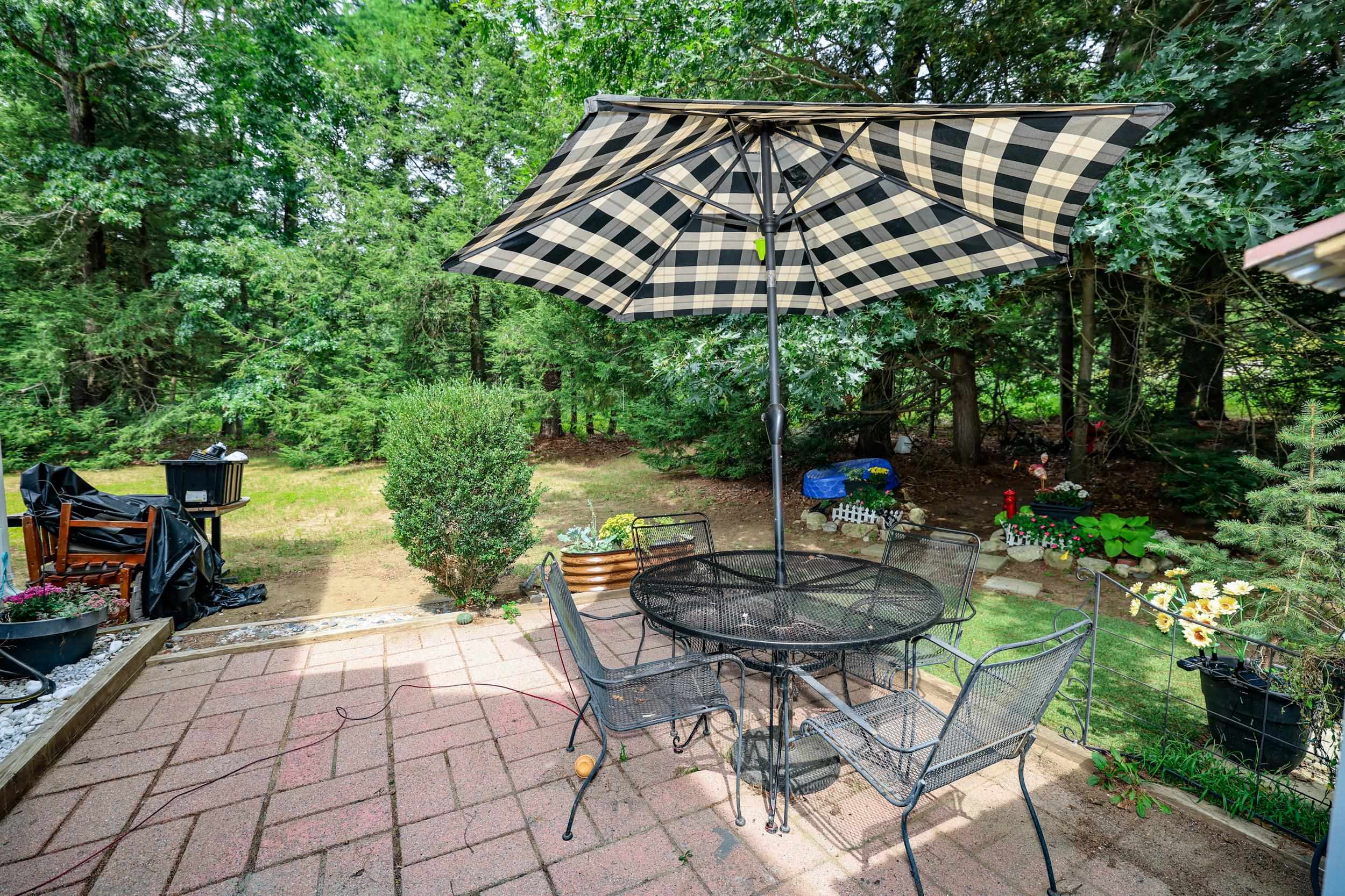 33 Blossom Lane Property Photo 31