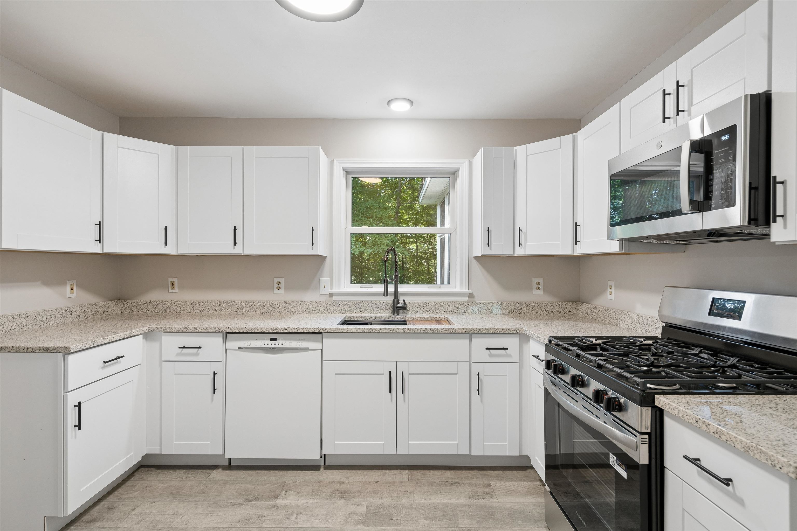50 Ry-kris Lane Property Photo 15