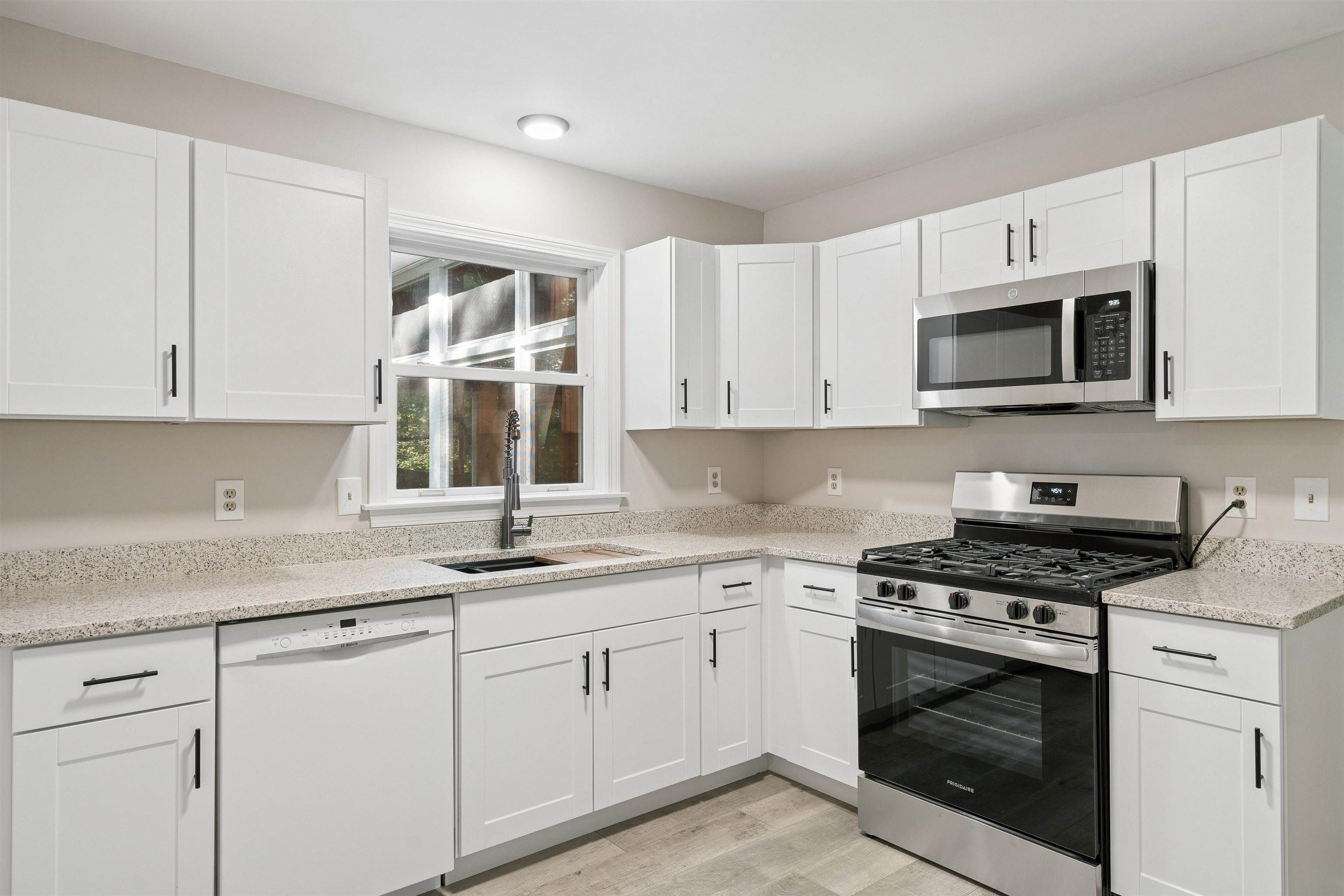 50 Ry-kris Lane Property Photo 16
