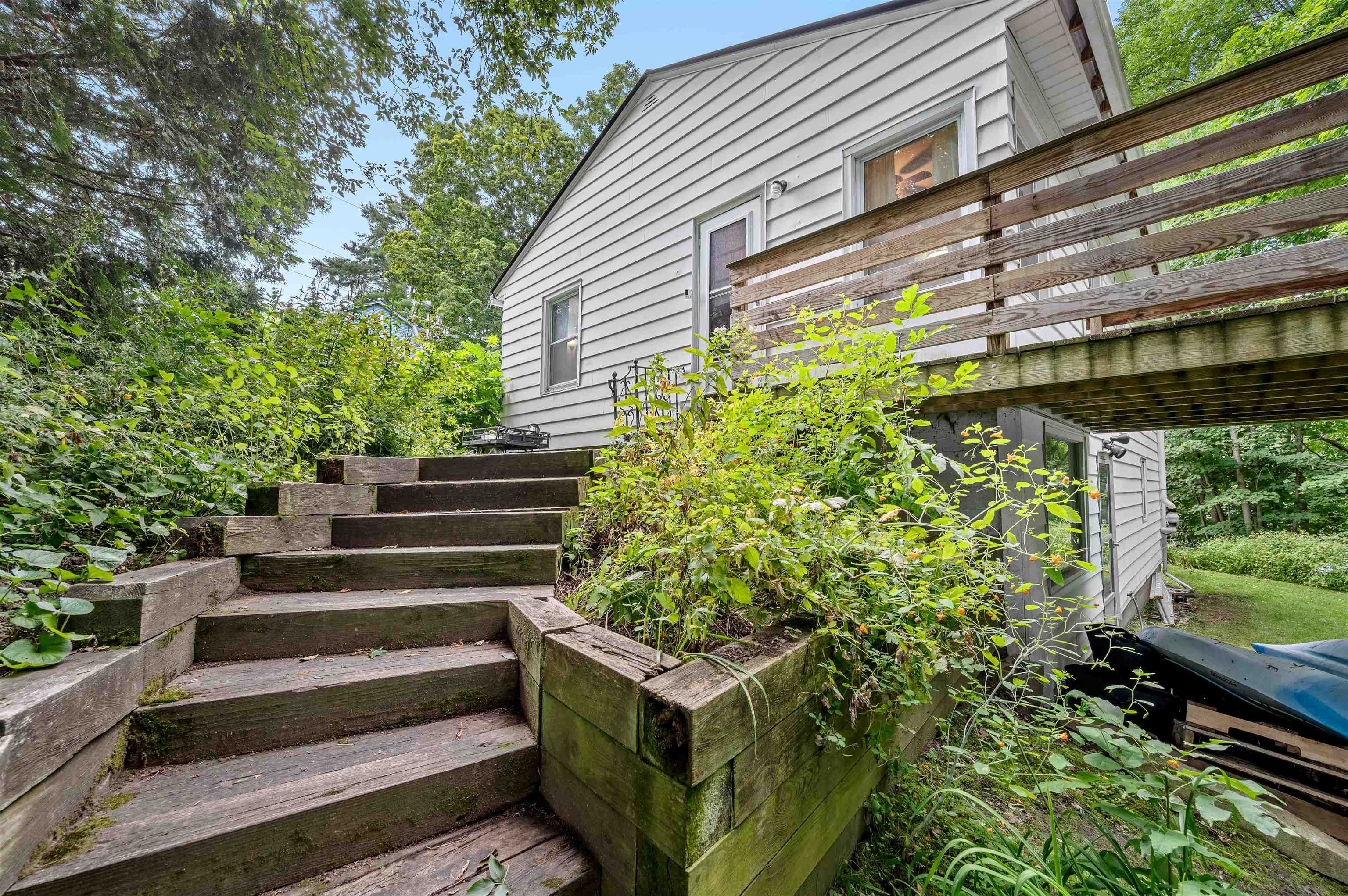 18 Maplewood Avenue Property Photo 22