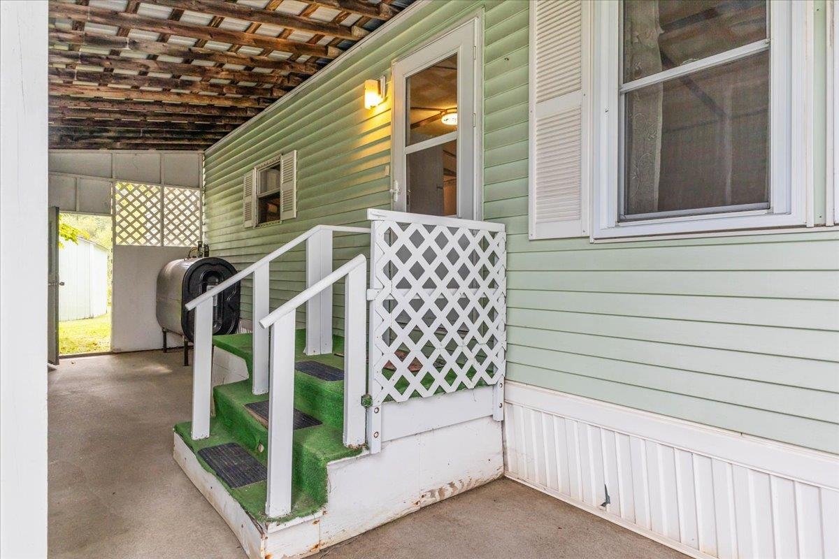 134 Redwood Drive Property Photo 4