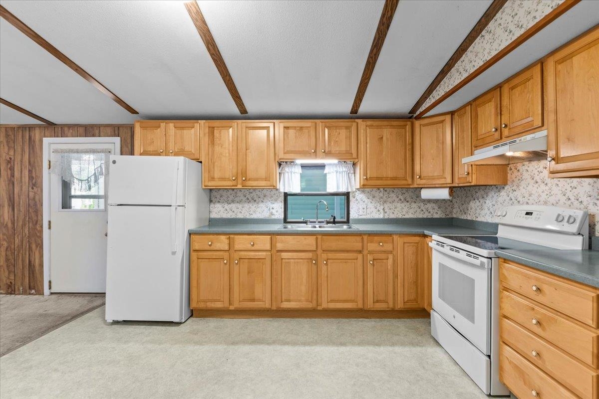 134 Redwood Drive Property Photo 6