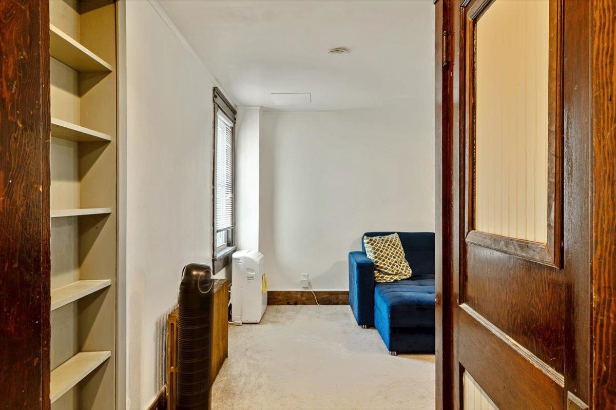 19 Allen Street Property Photo 4