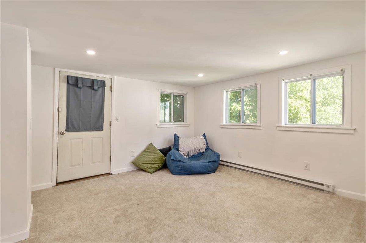 19 Allen Street Property Photo 17