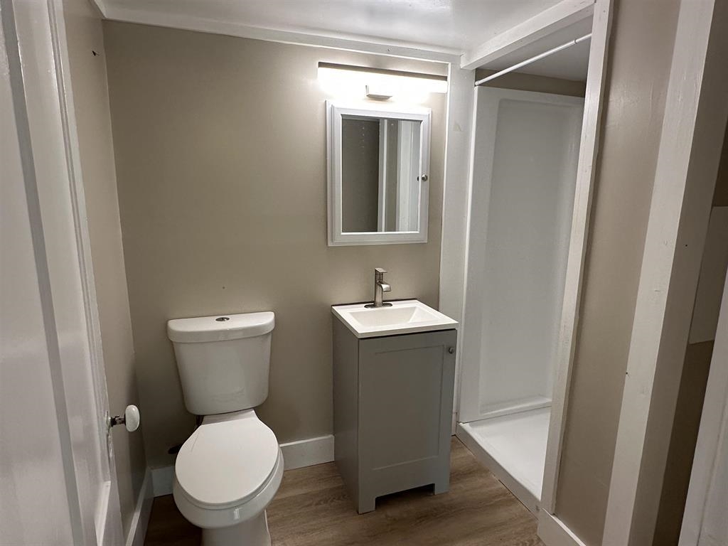 5 Central Square Property Photo 13