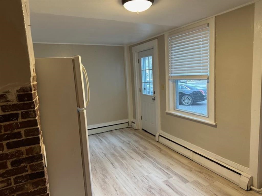 5 Central Square Property Photo 56